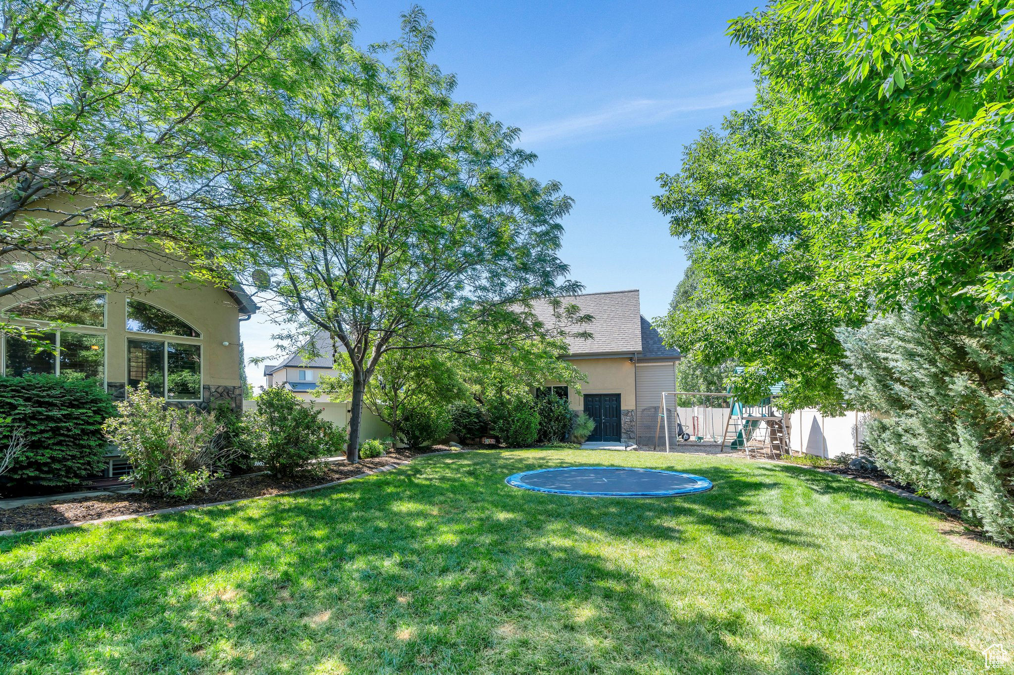 main property photo 66