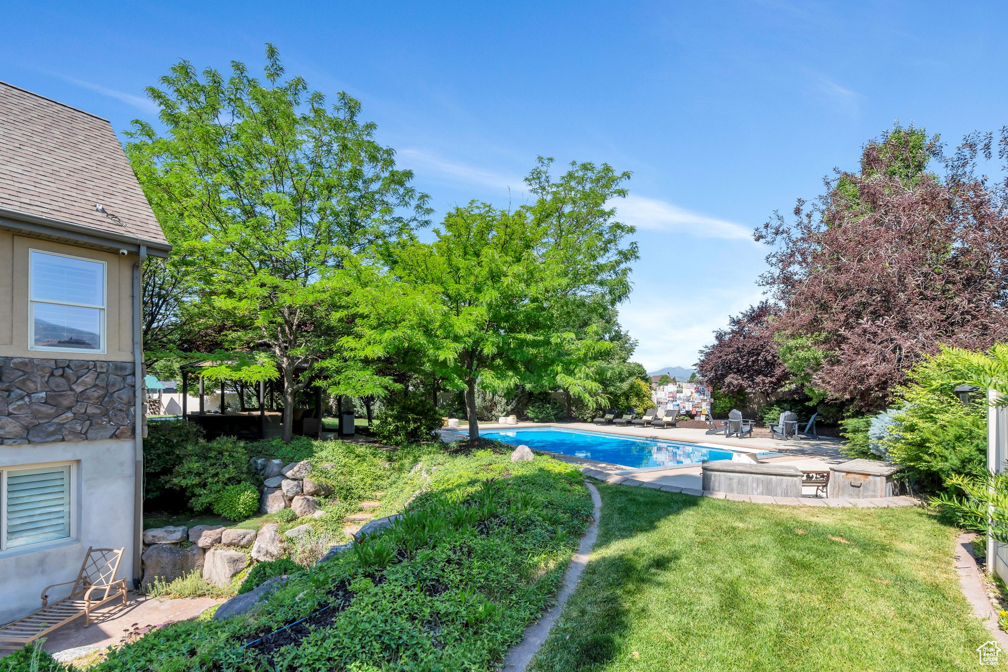 main property photo 68