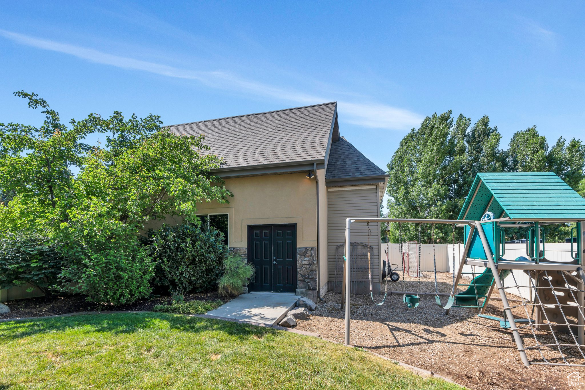 main property photo 72