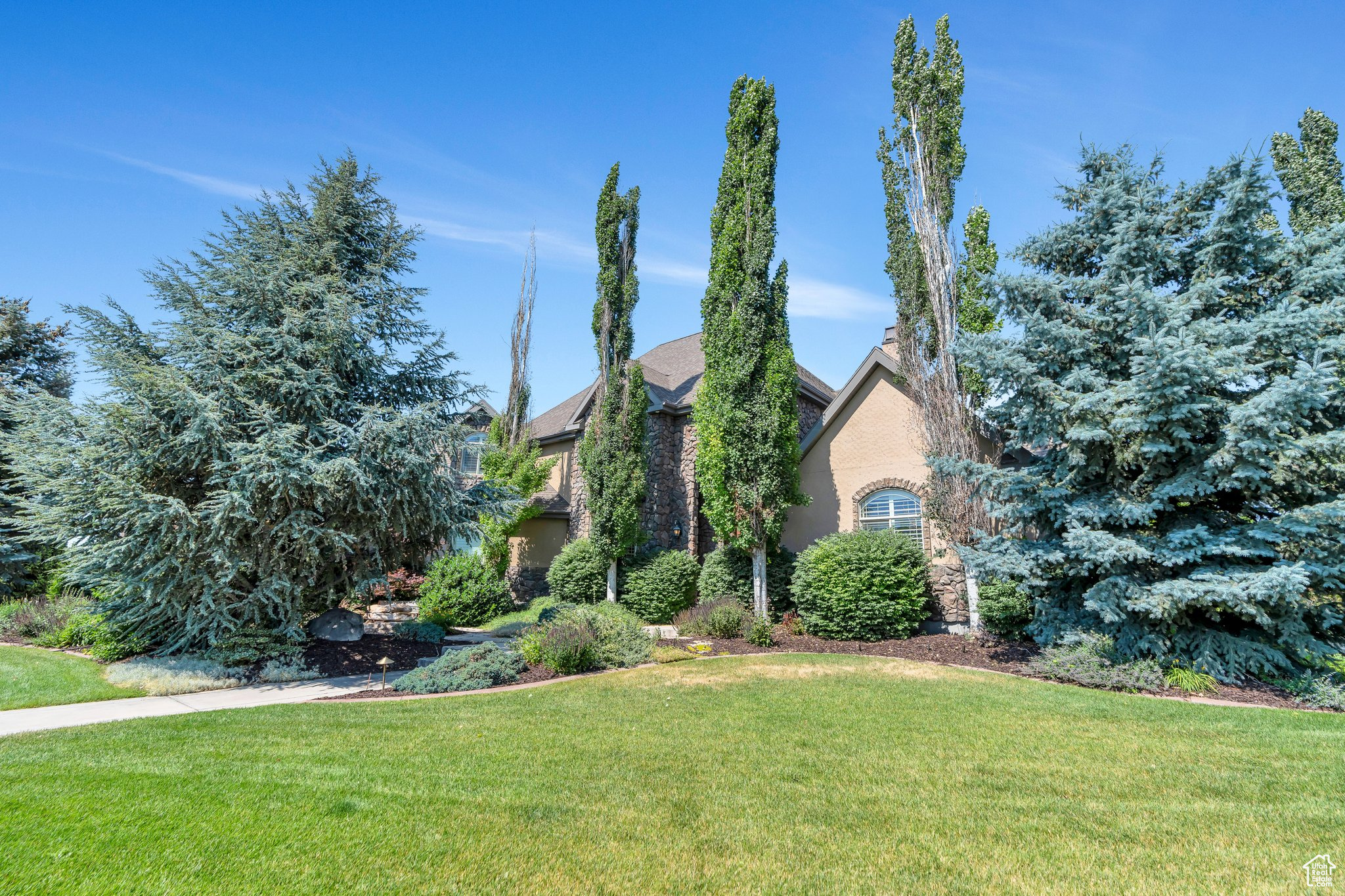 main property photo 83