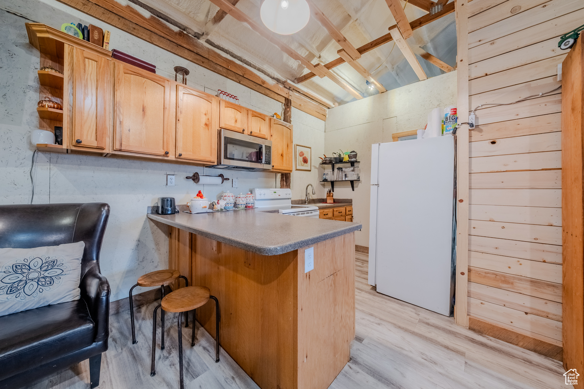 main property photo 42