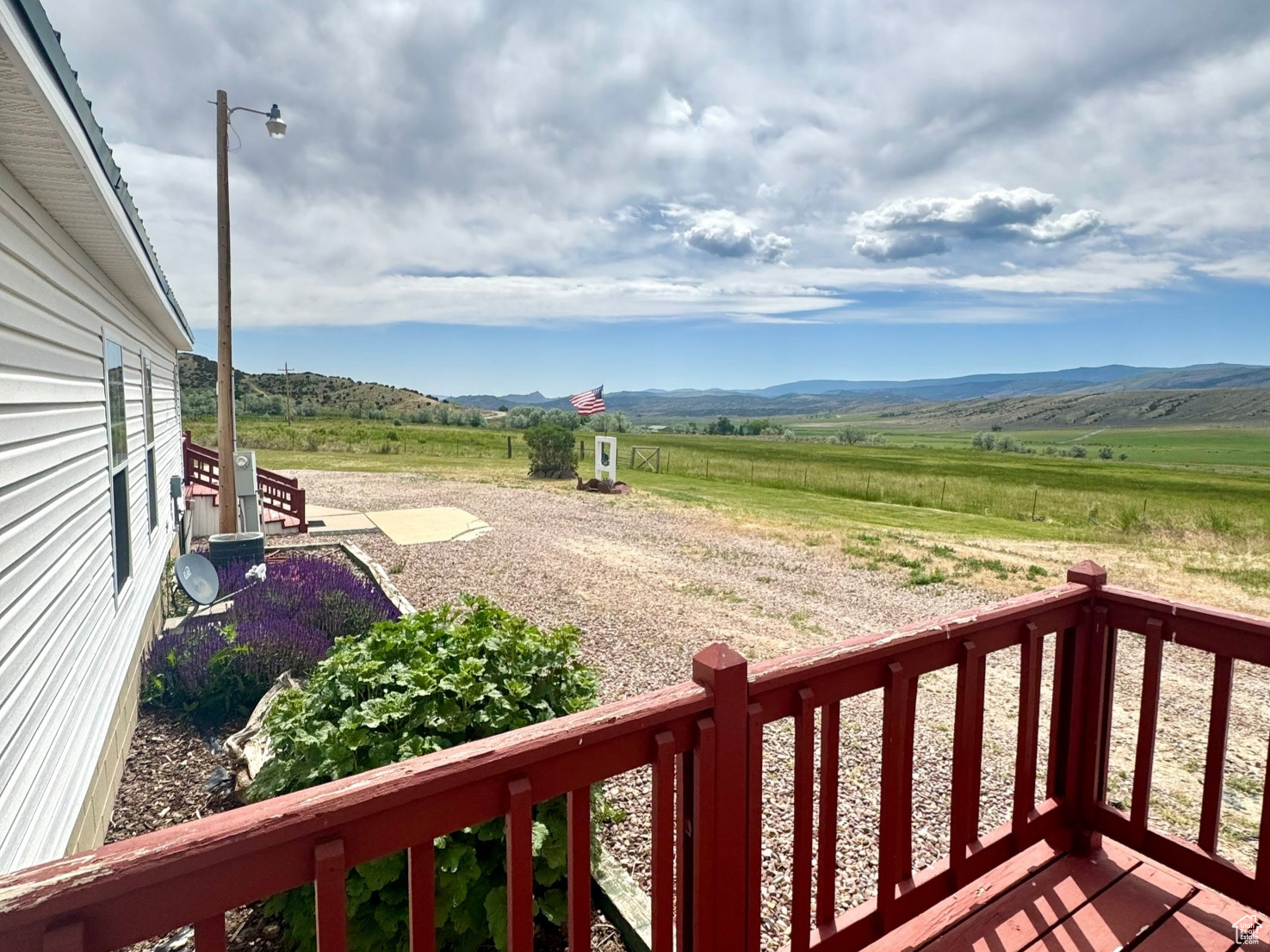 main property photo 39