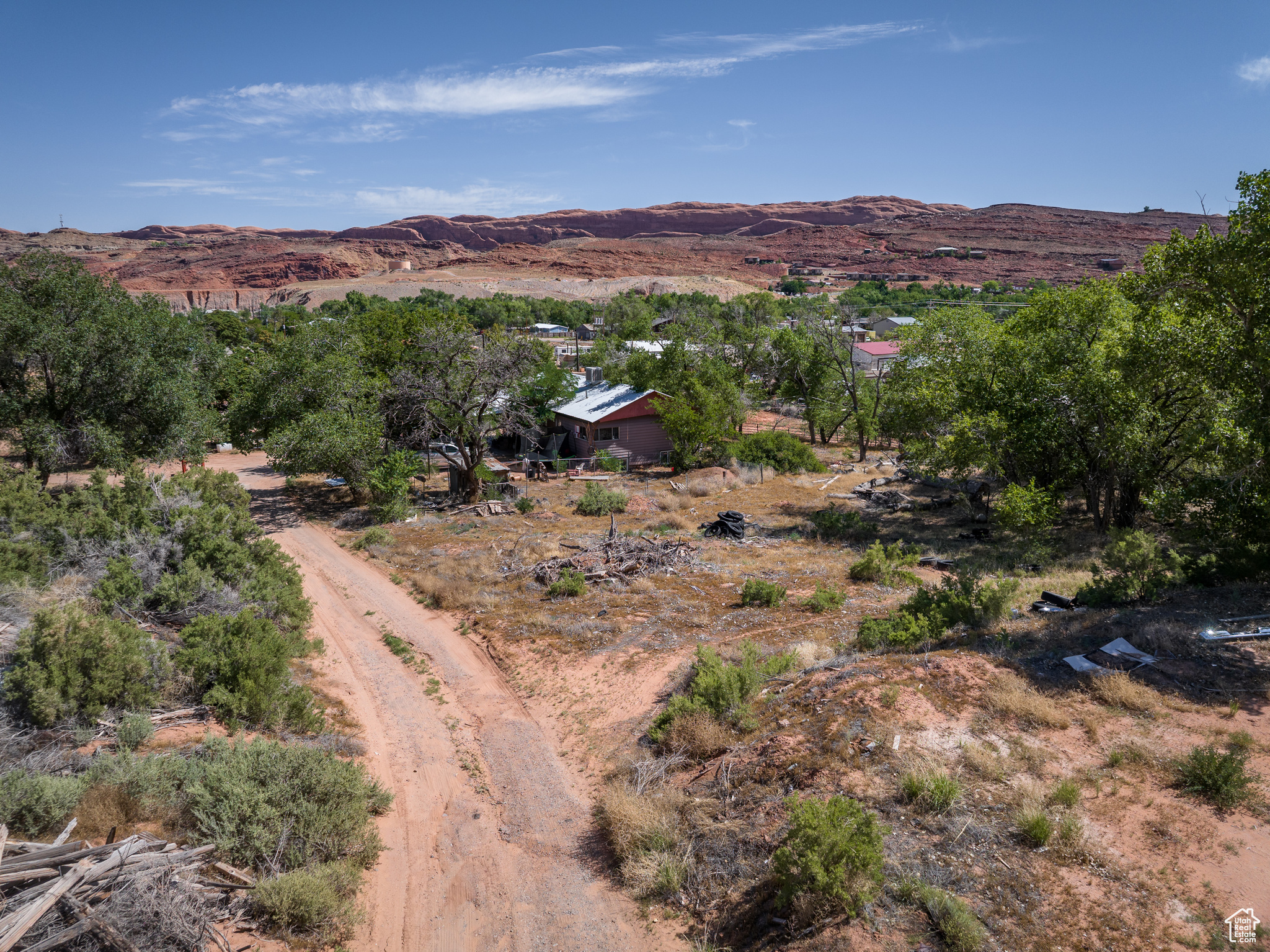 main property photo 14