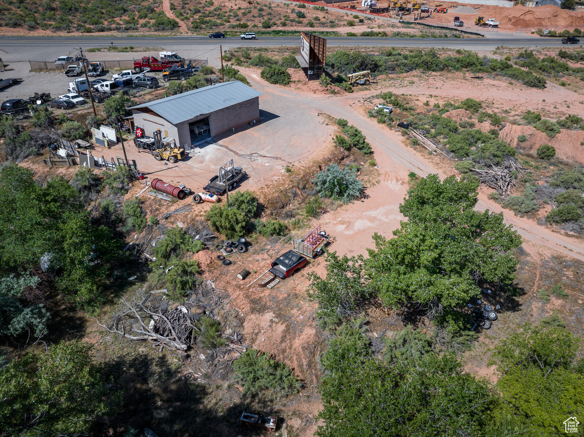 main property photo 15