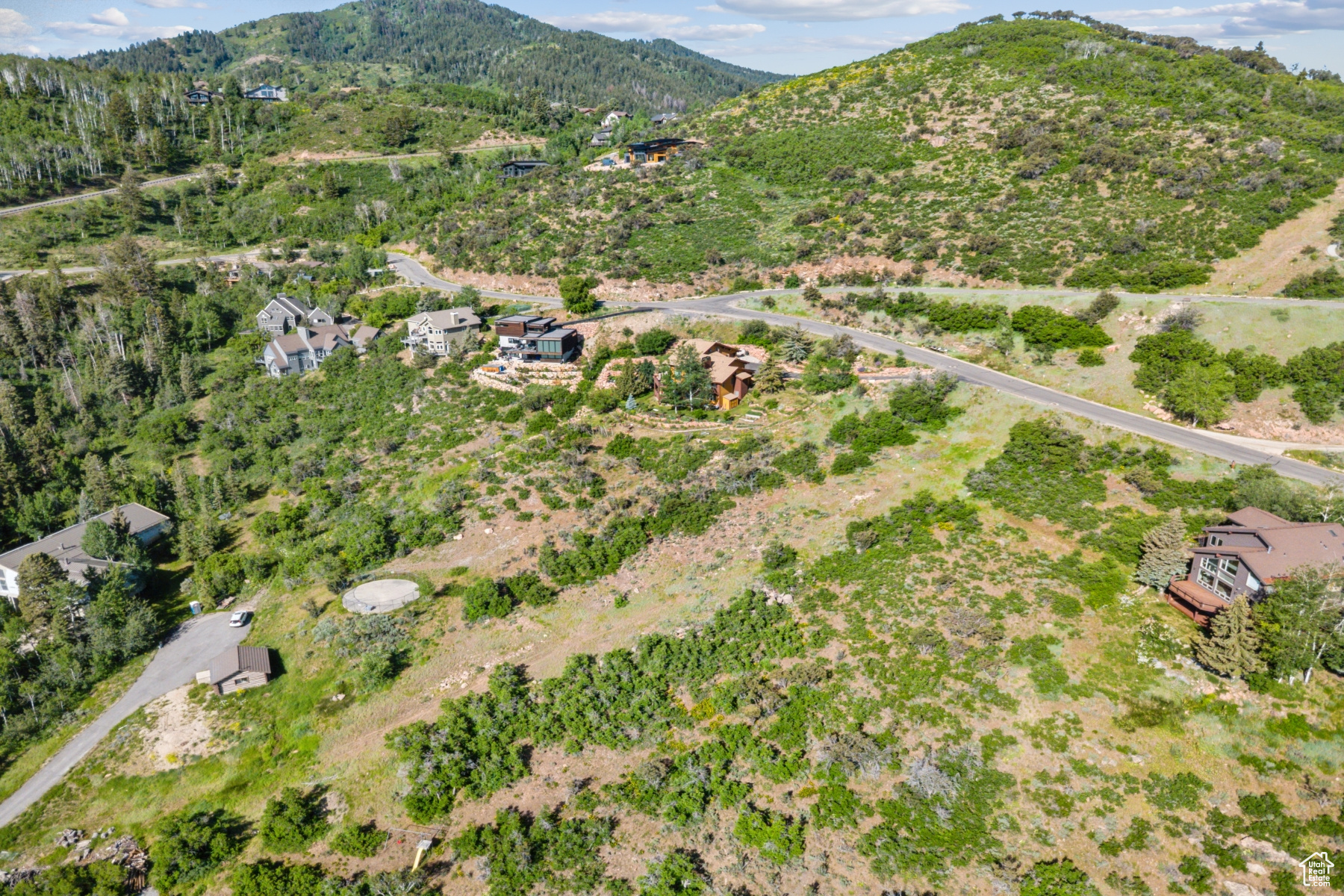 main property photo 19