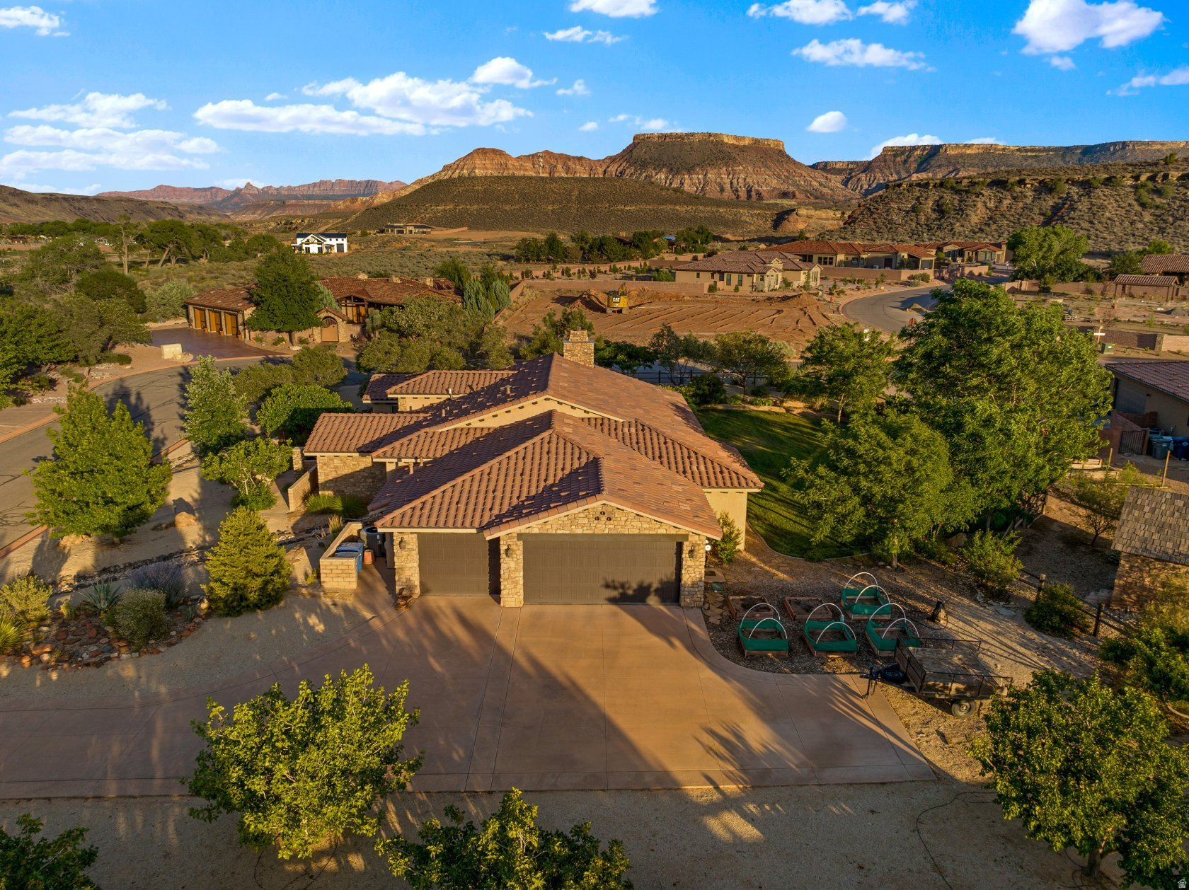 main property photo 51