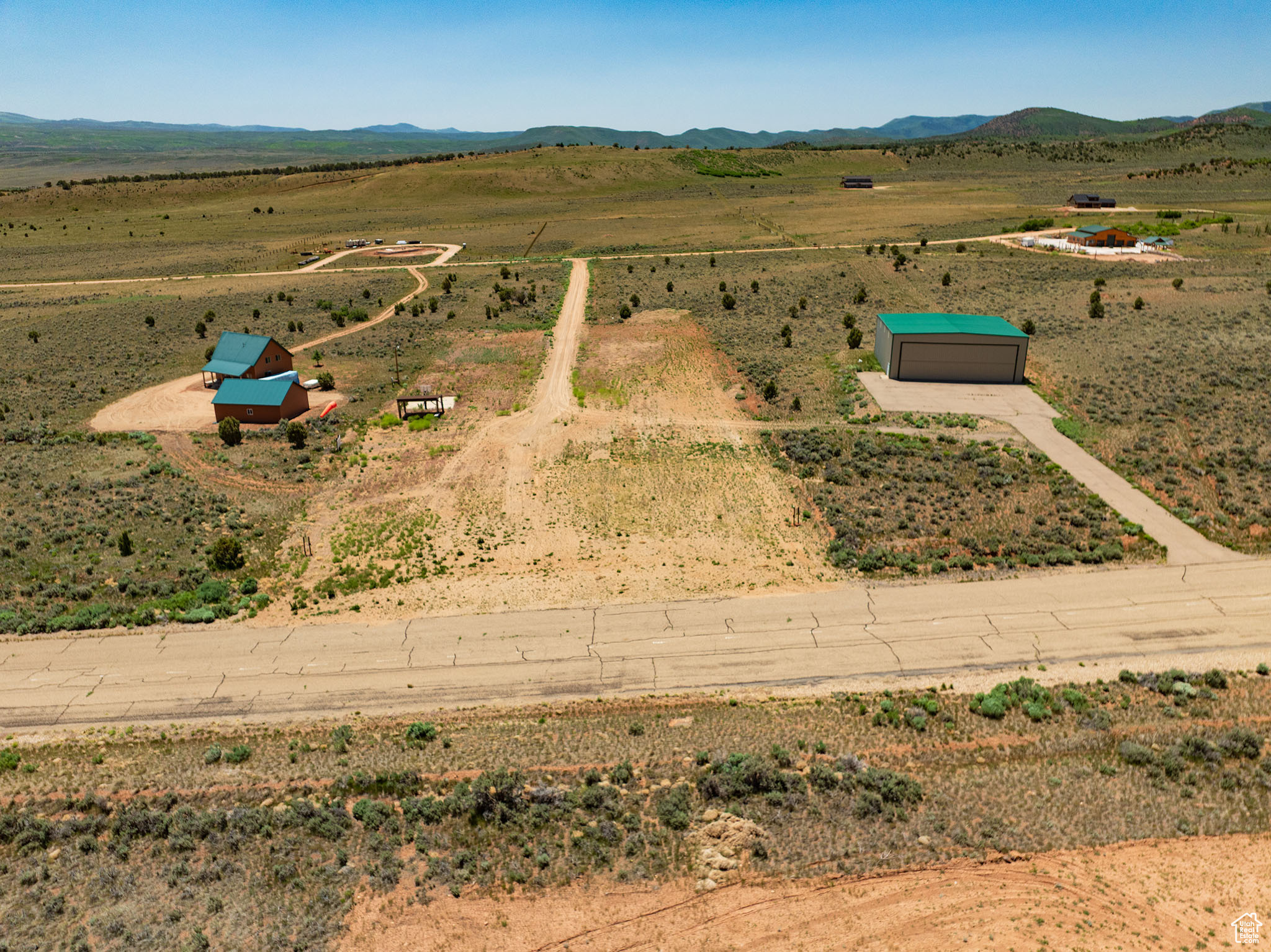 main property photo 3