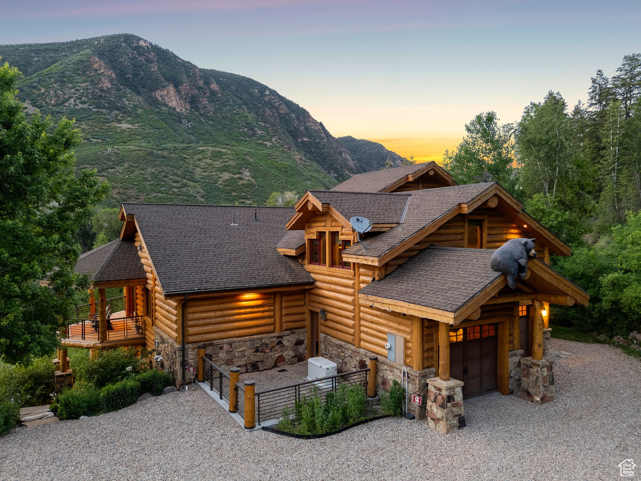 main property photo 10