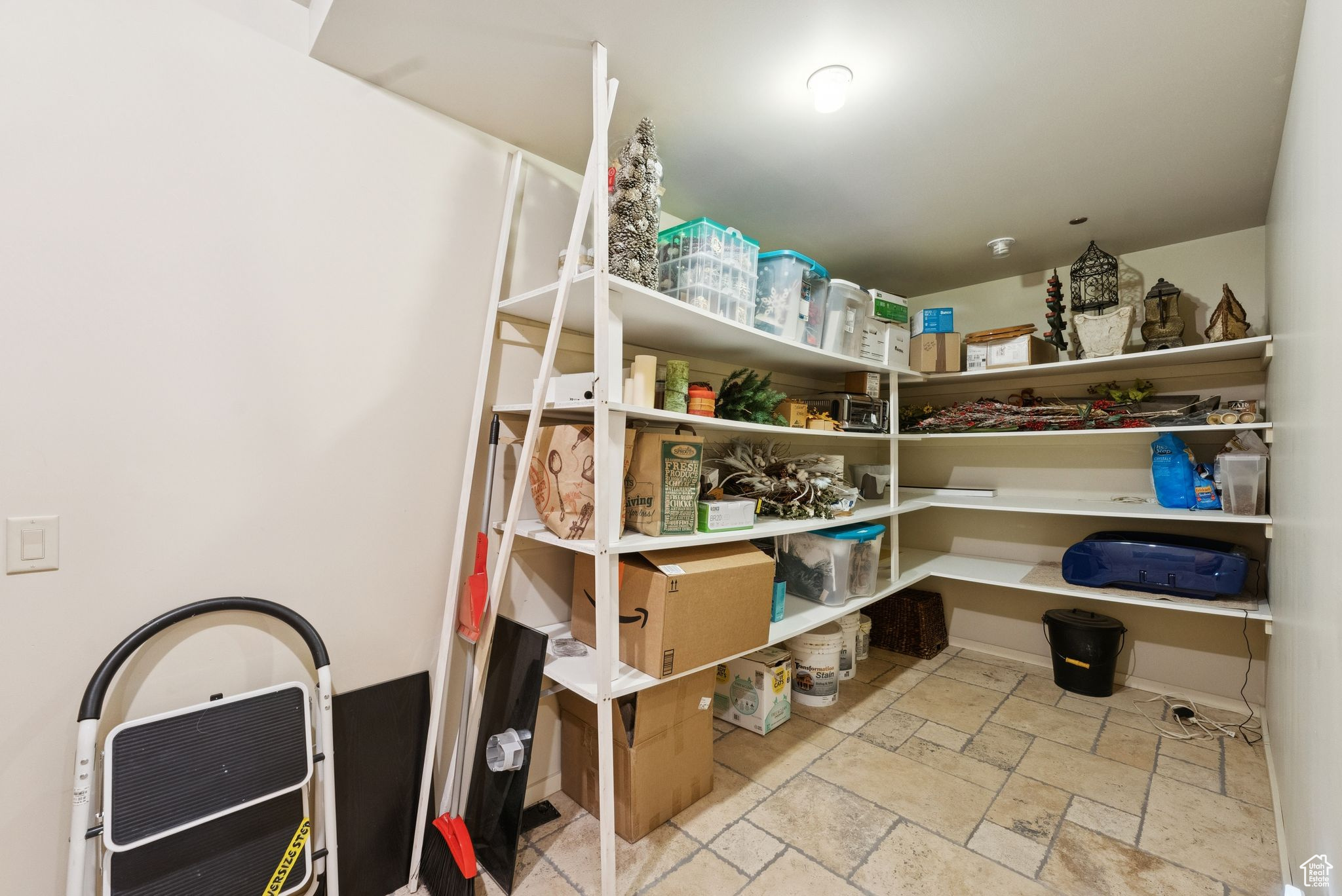 main property photo 82