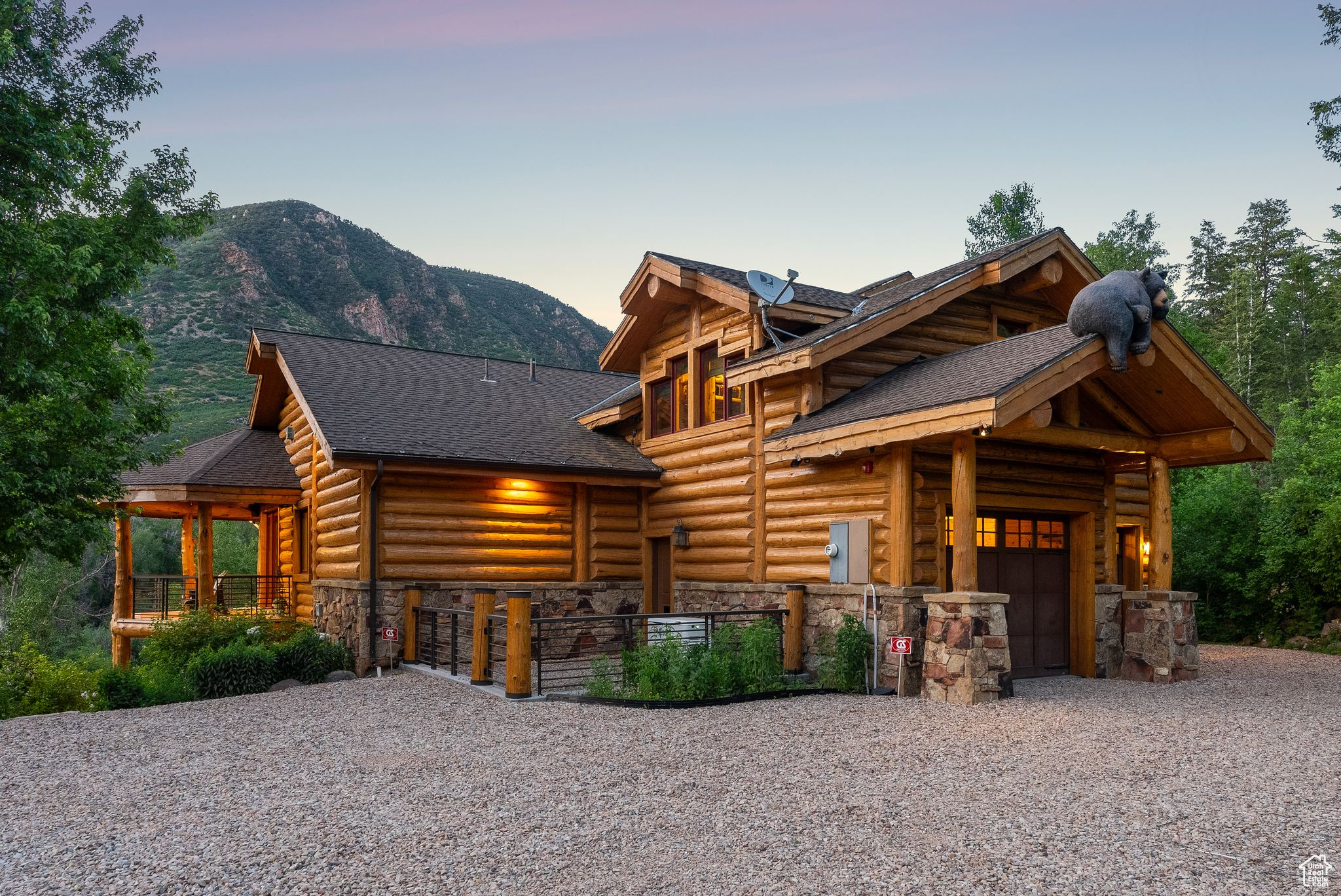 main property photo 89