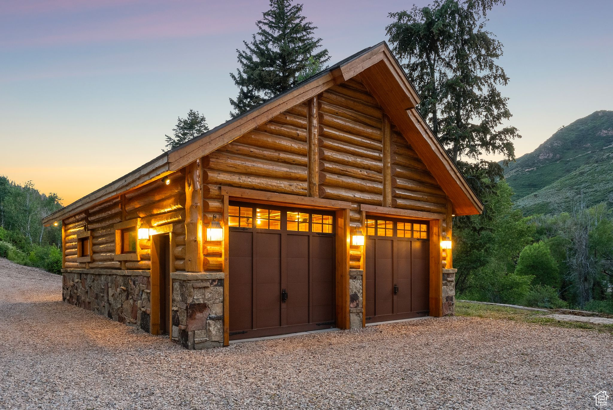 main property photo 90