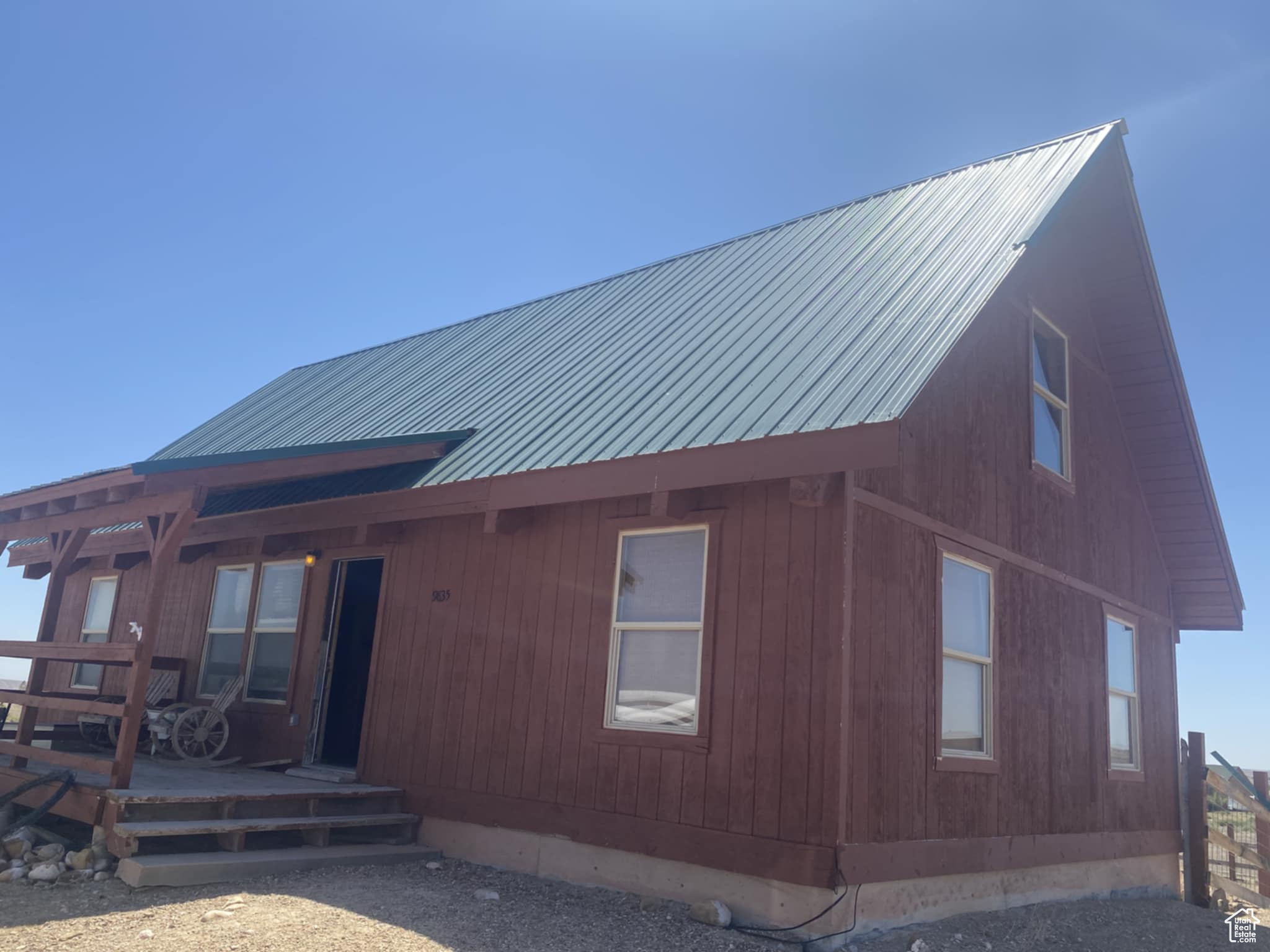 main property photo 33