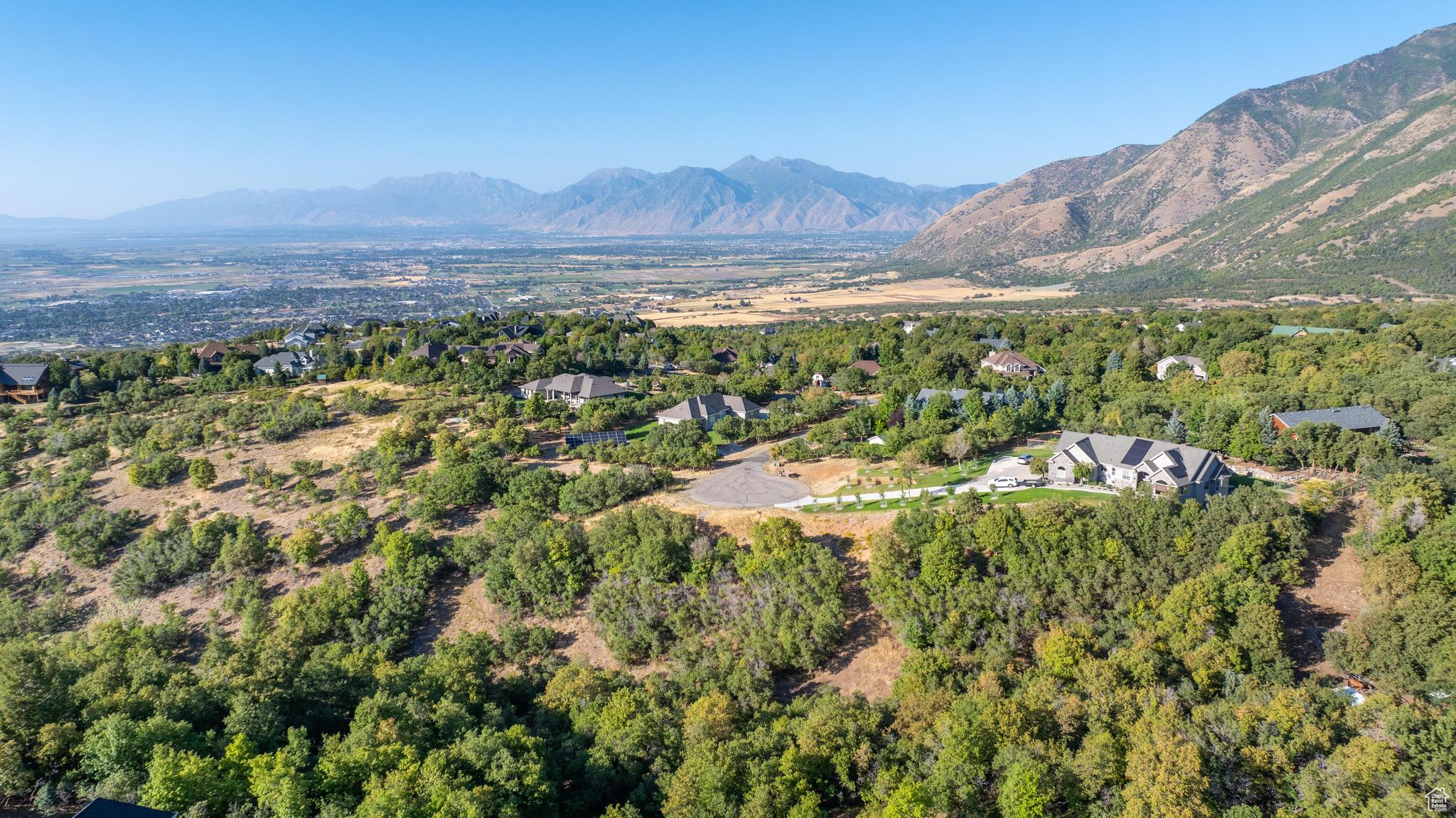main property photo 10