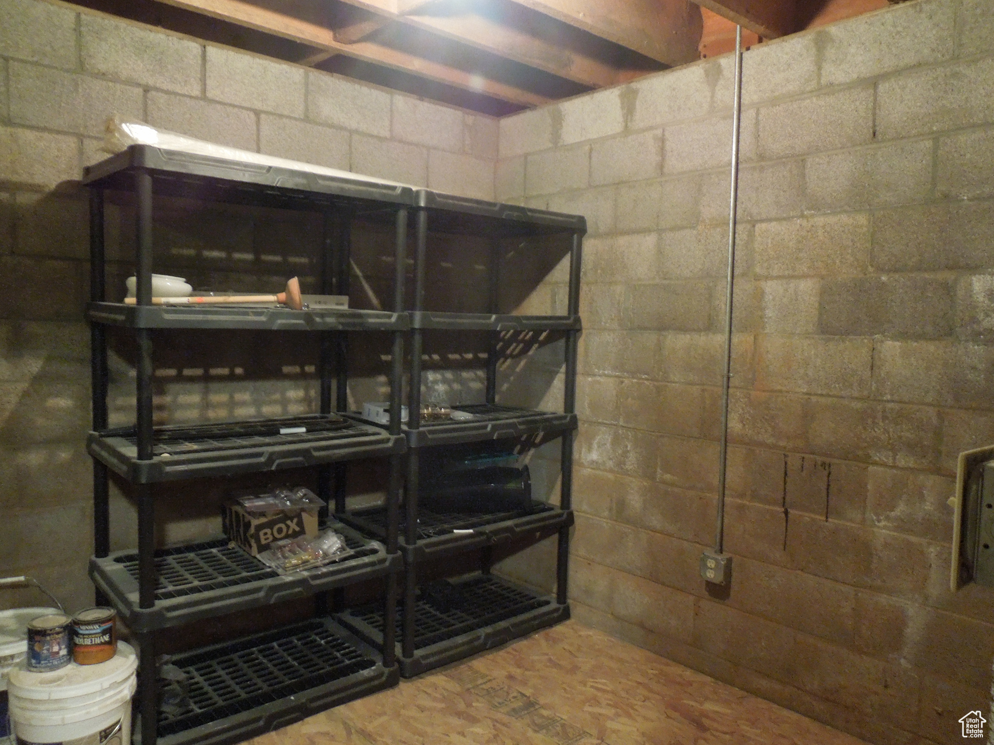 main property photo 37