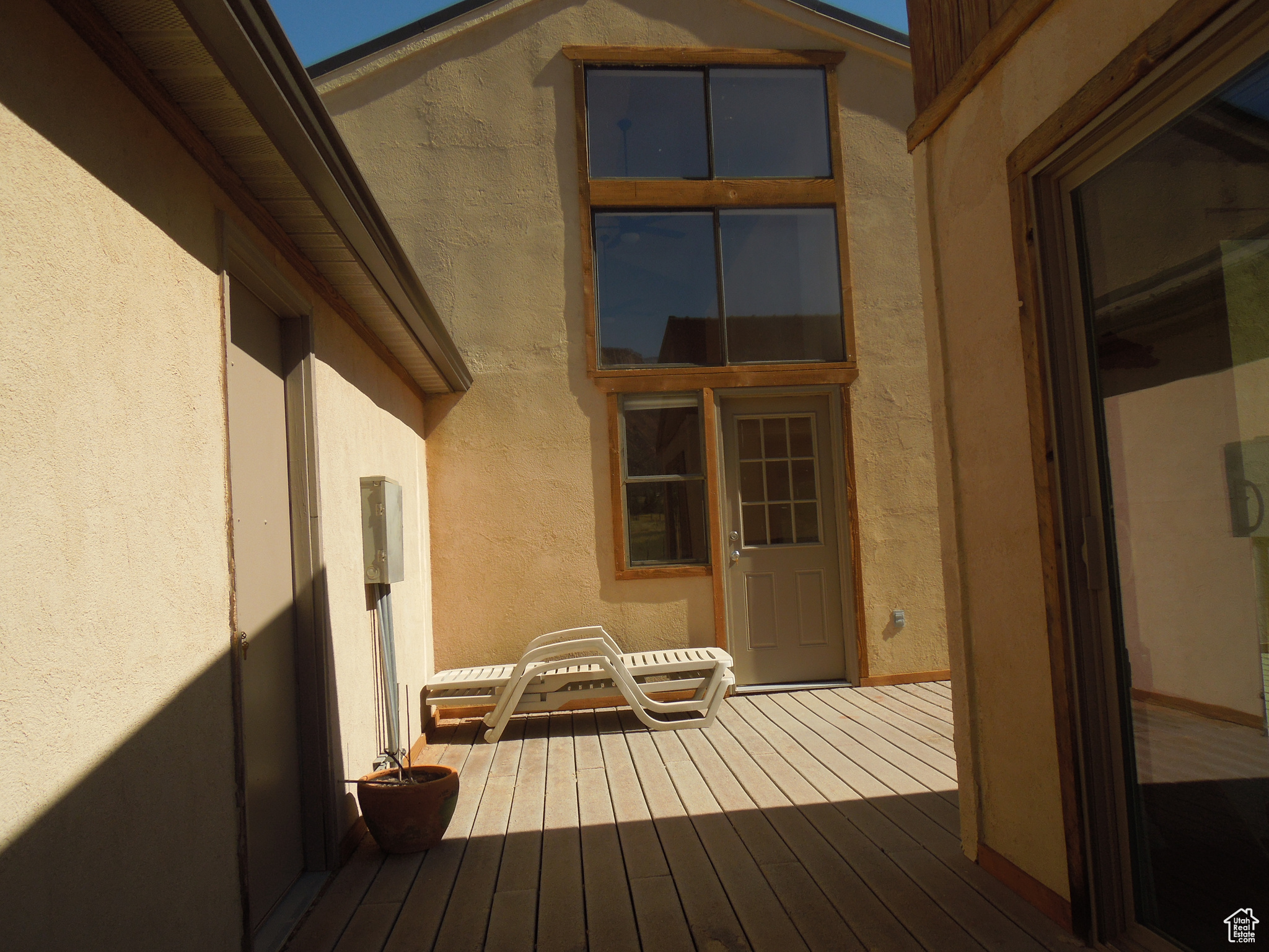 main property photo 47