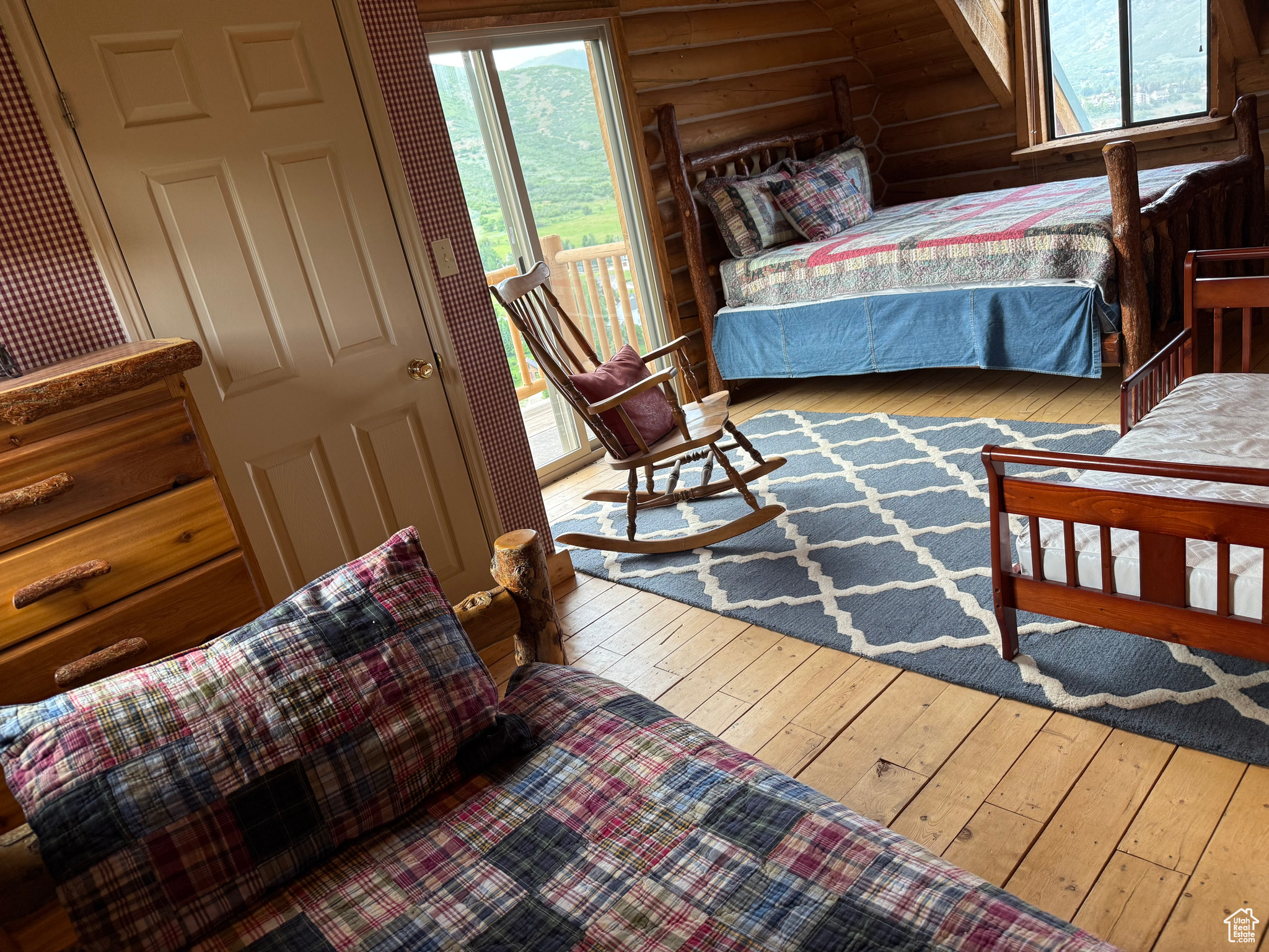 main property photo 15