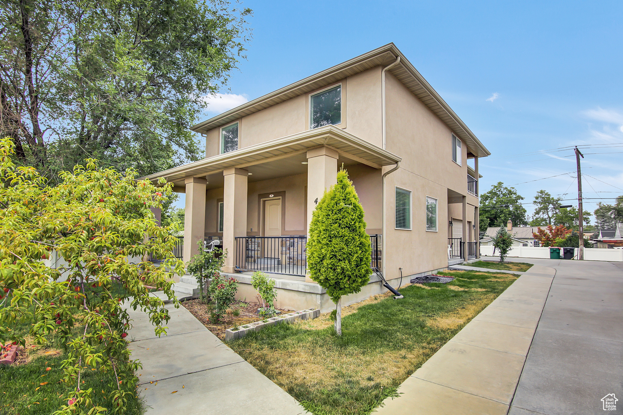 main property photo 3