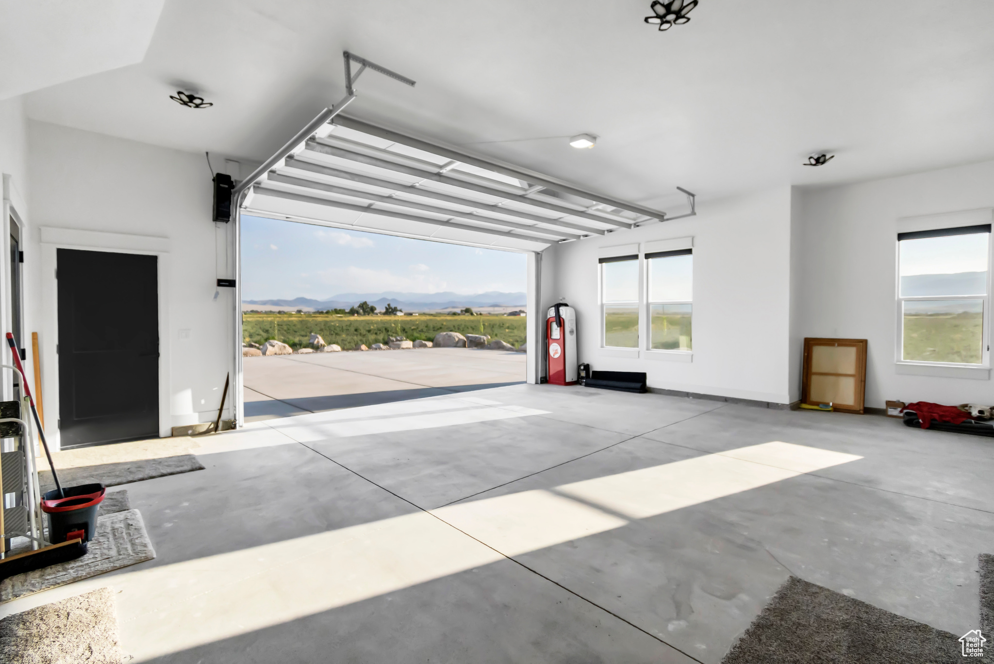 main property photo 56