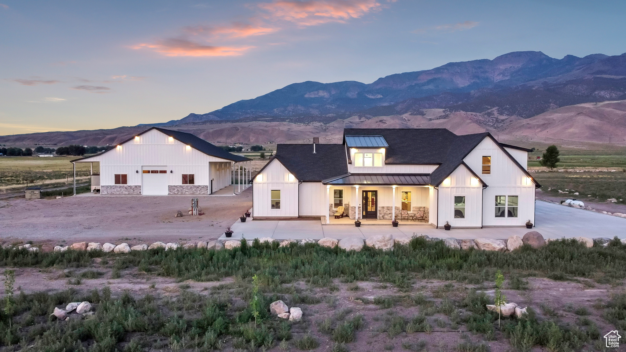 main property photo 66