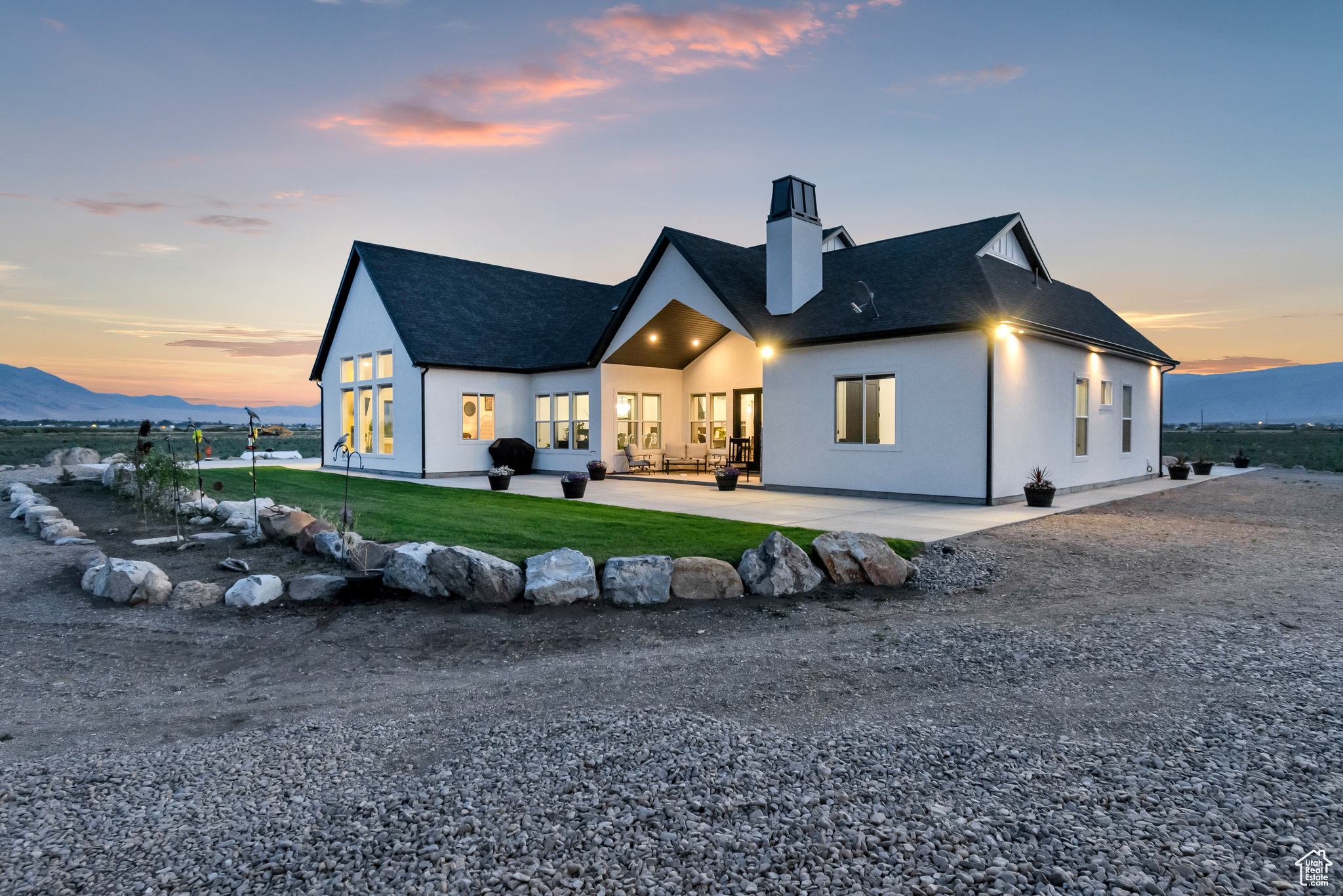 main property photo 70