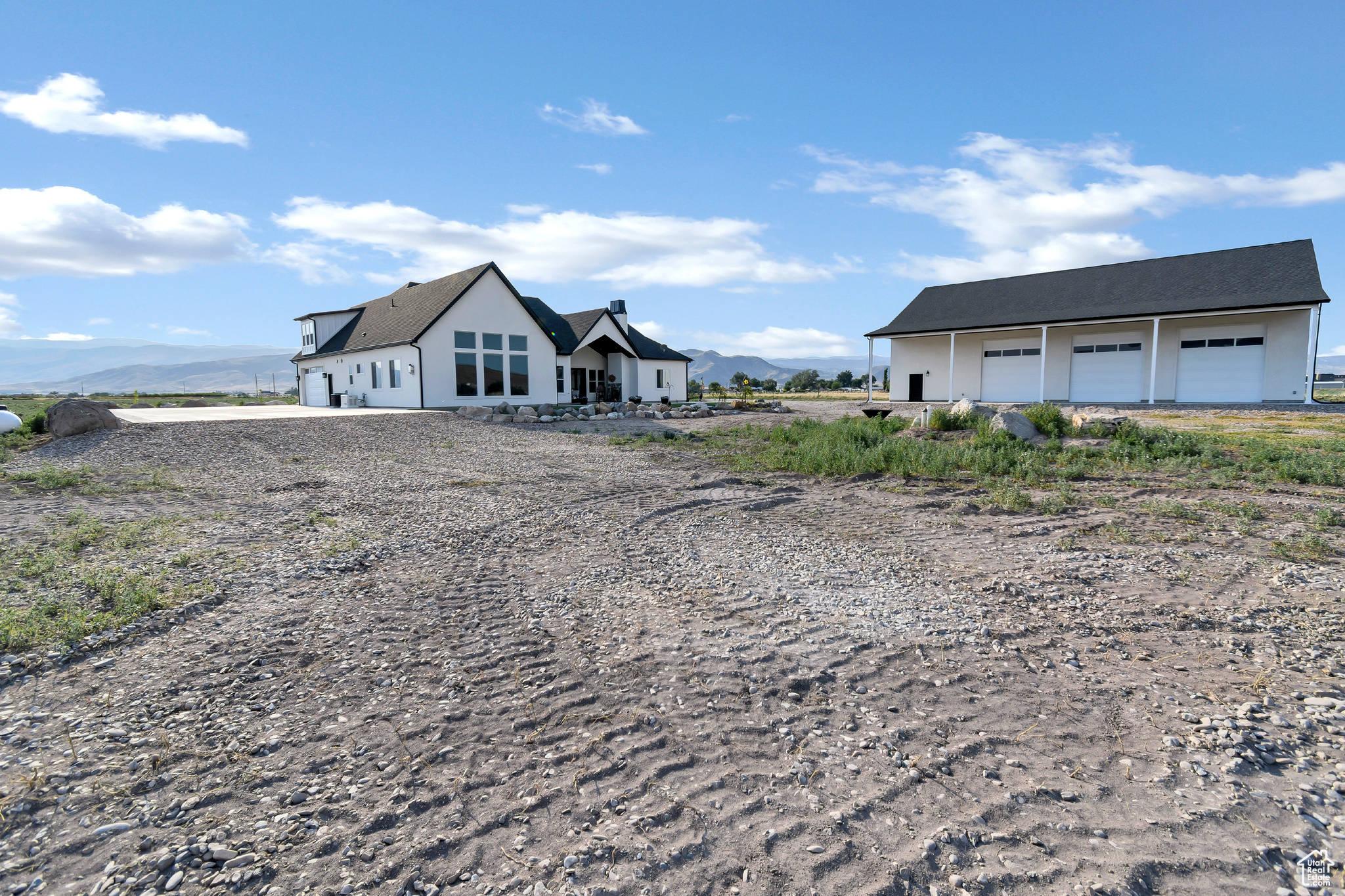 main property photo 71