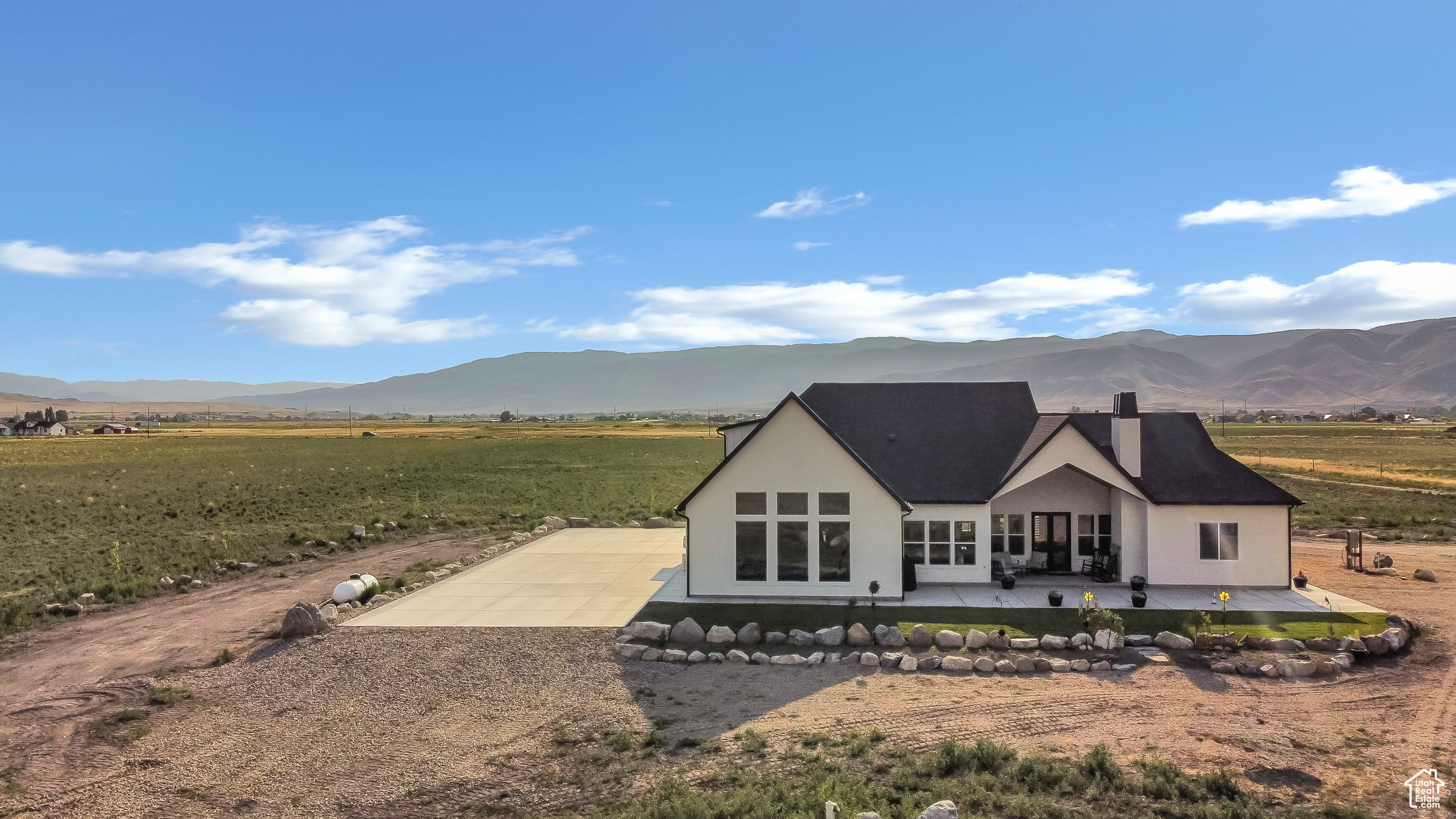 main property photo 74