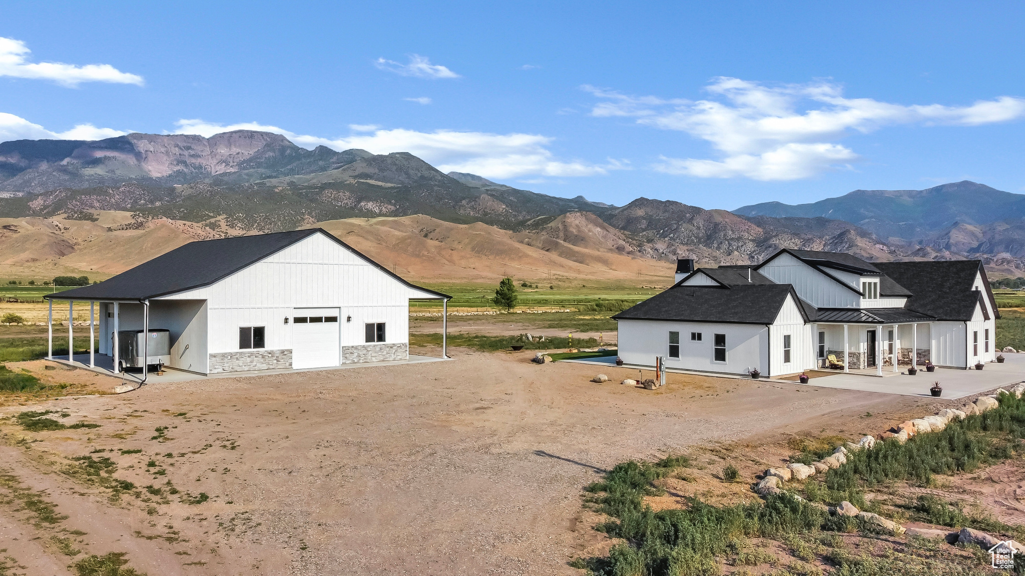 main property photo 75