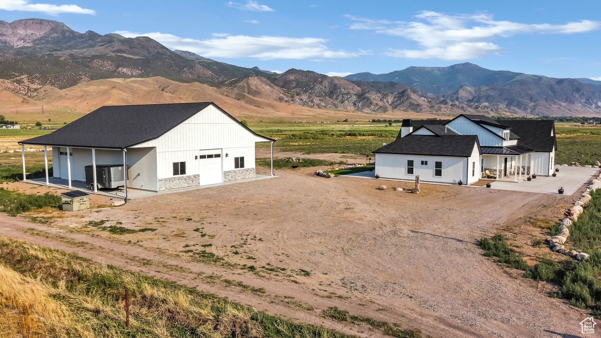 main property photo 77