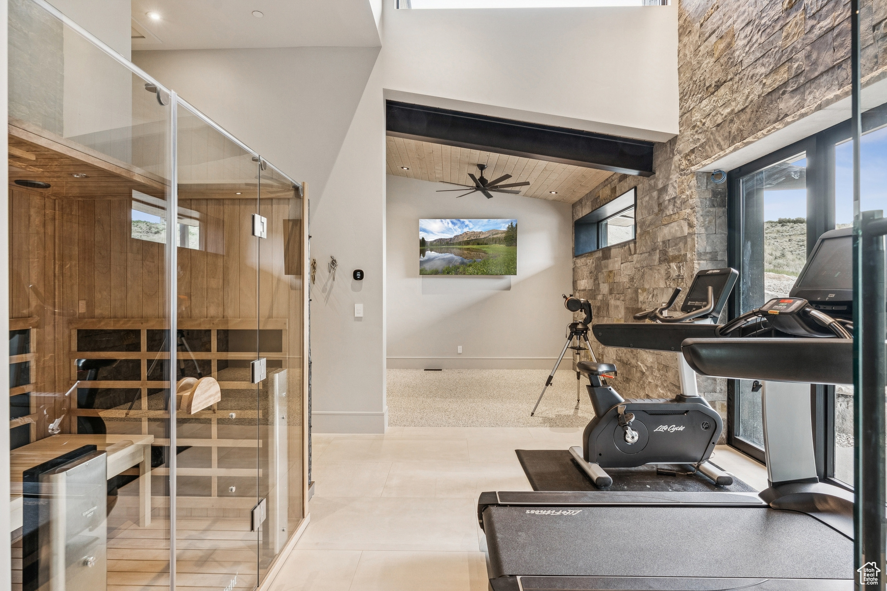 main property photo 70