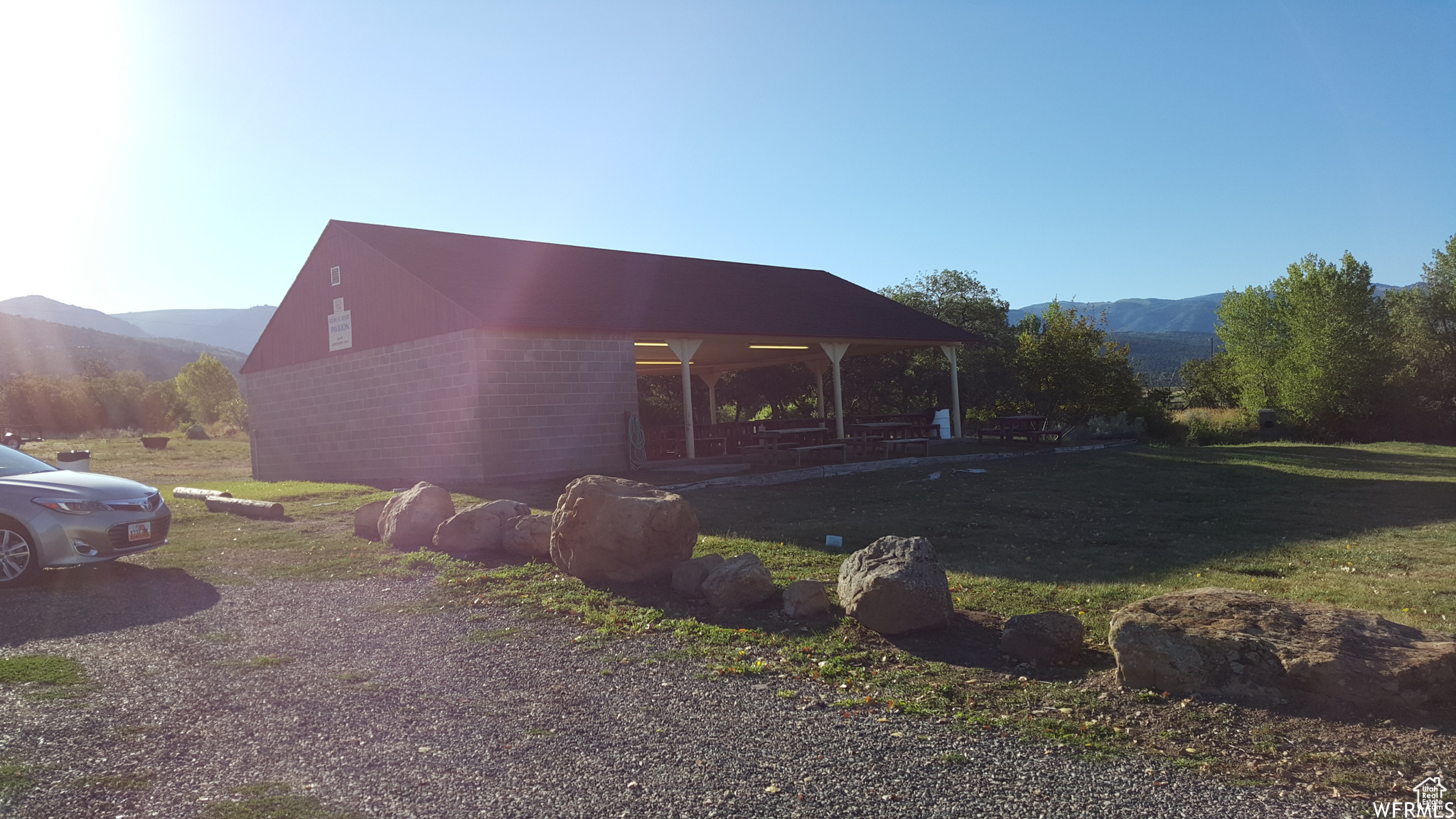 main property photo 12