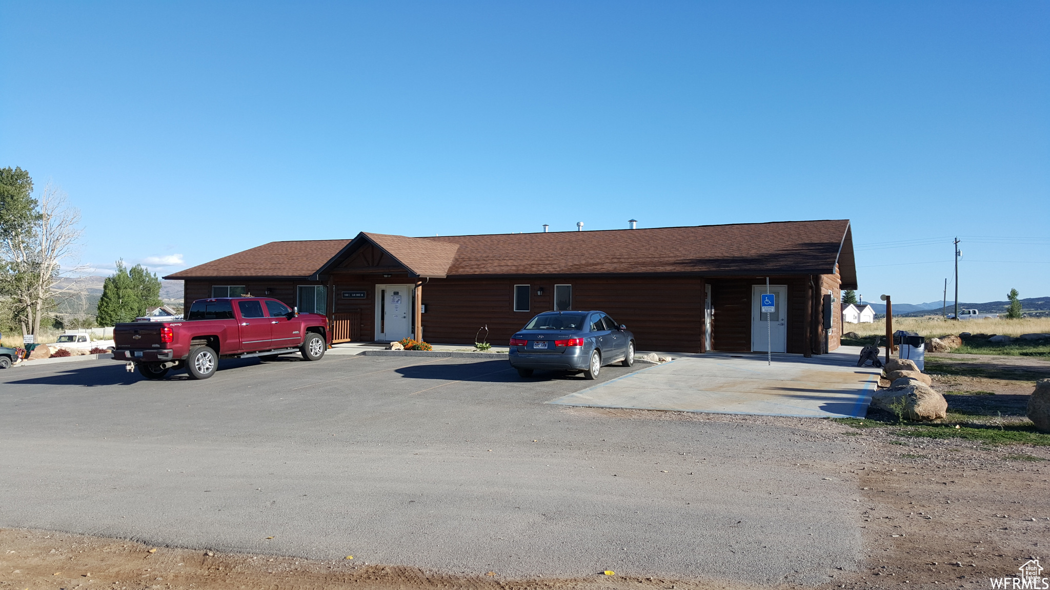 main property photo 13