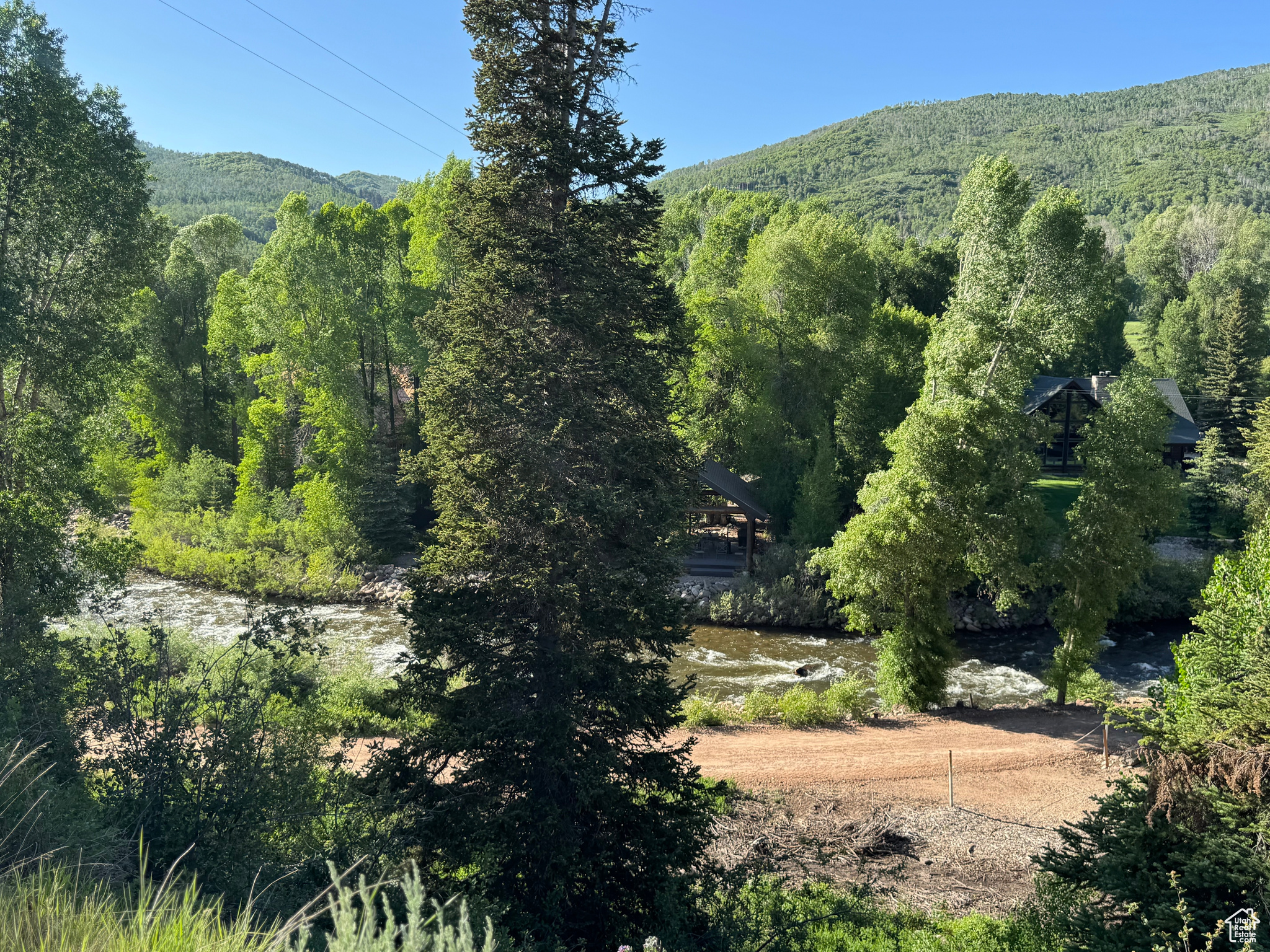 main property photo 14