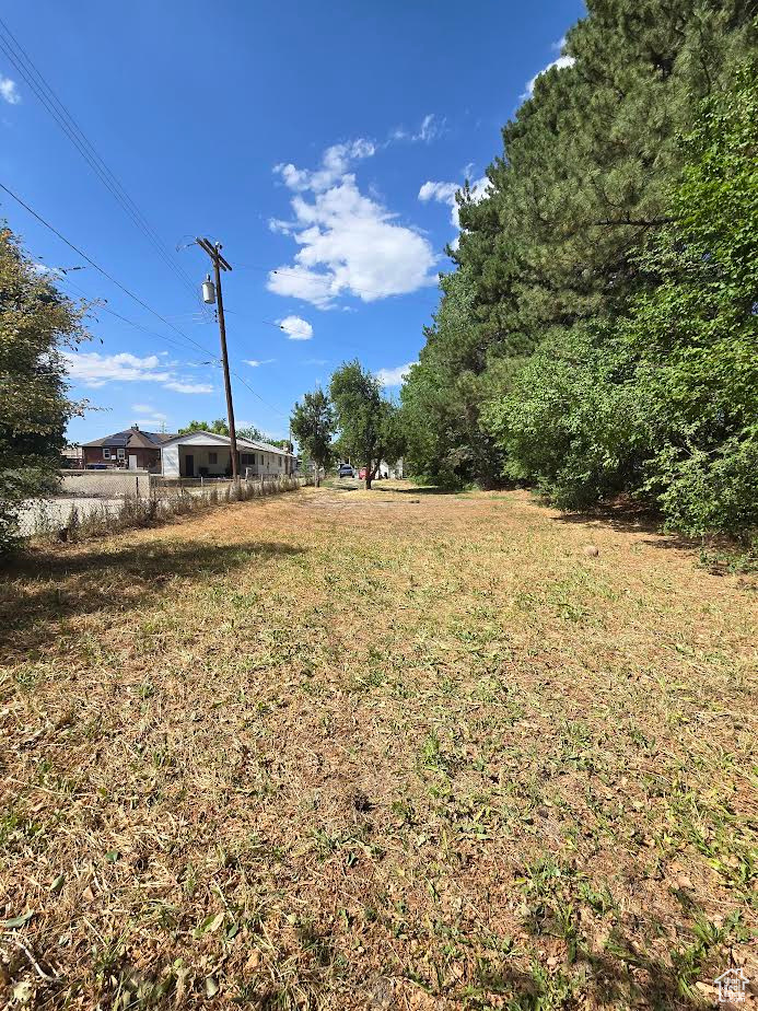 main property photo 6