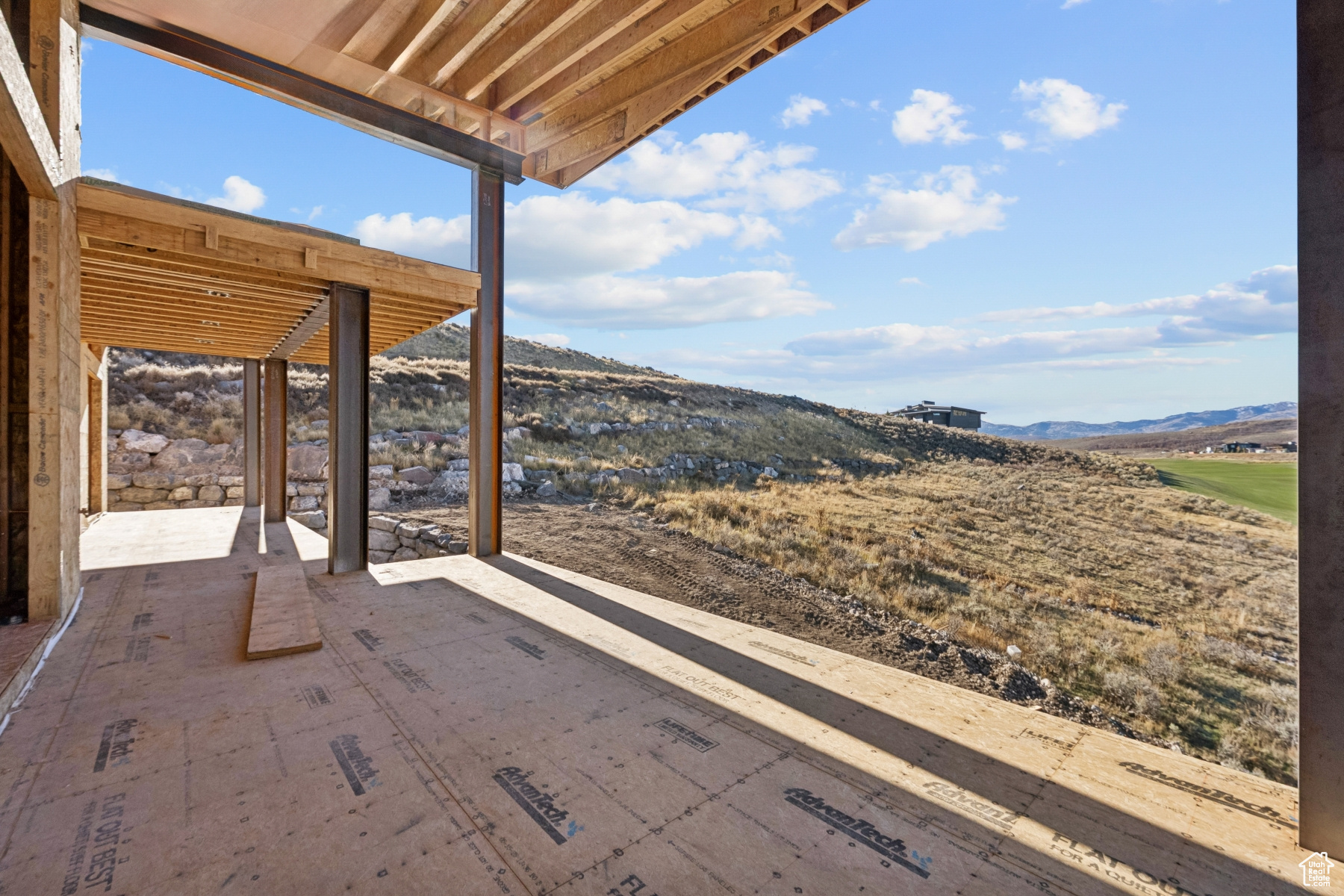 main property photo 68