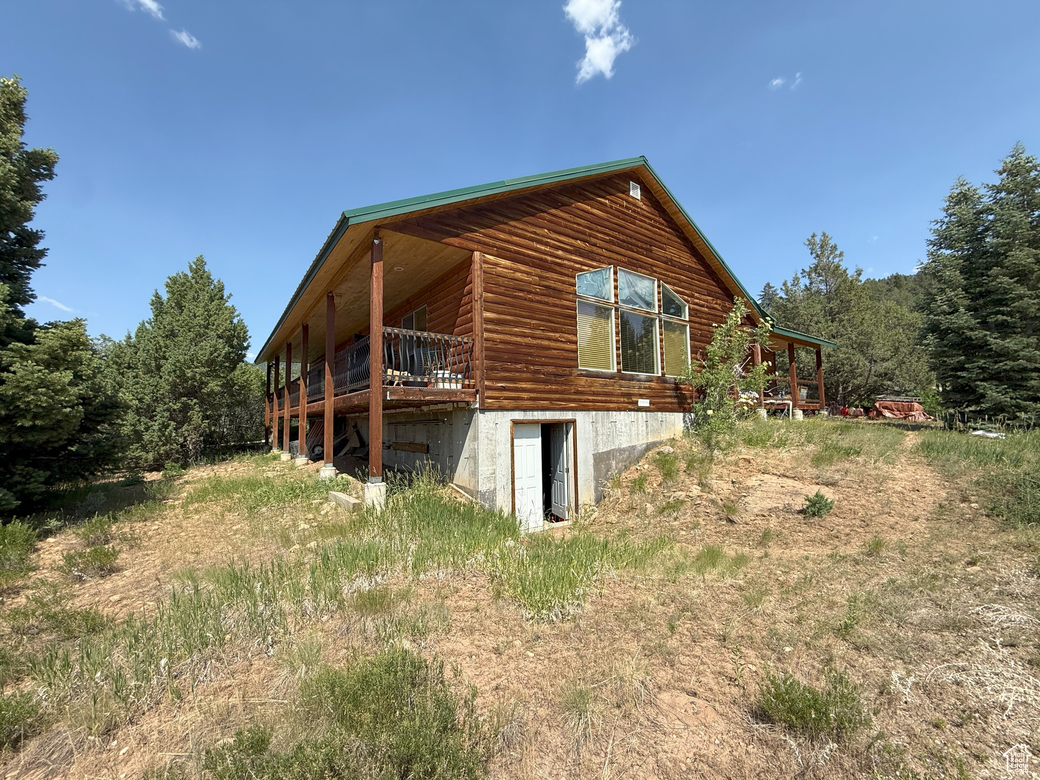 main property photo 8