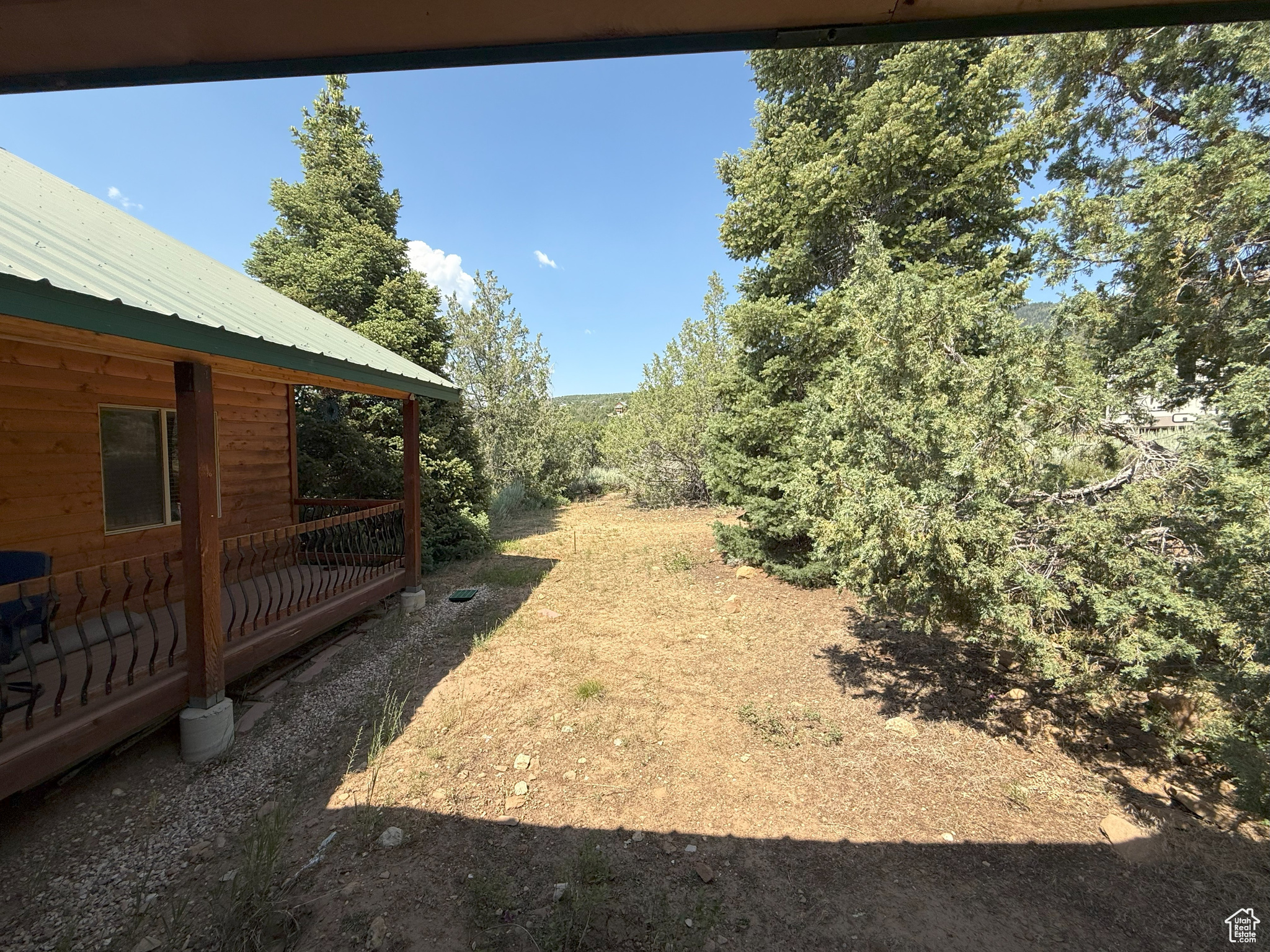 main property photo 9
