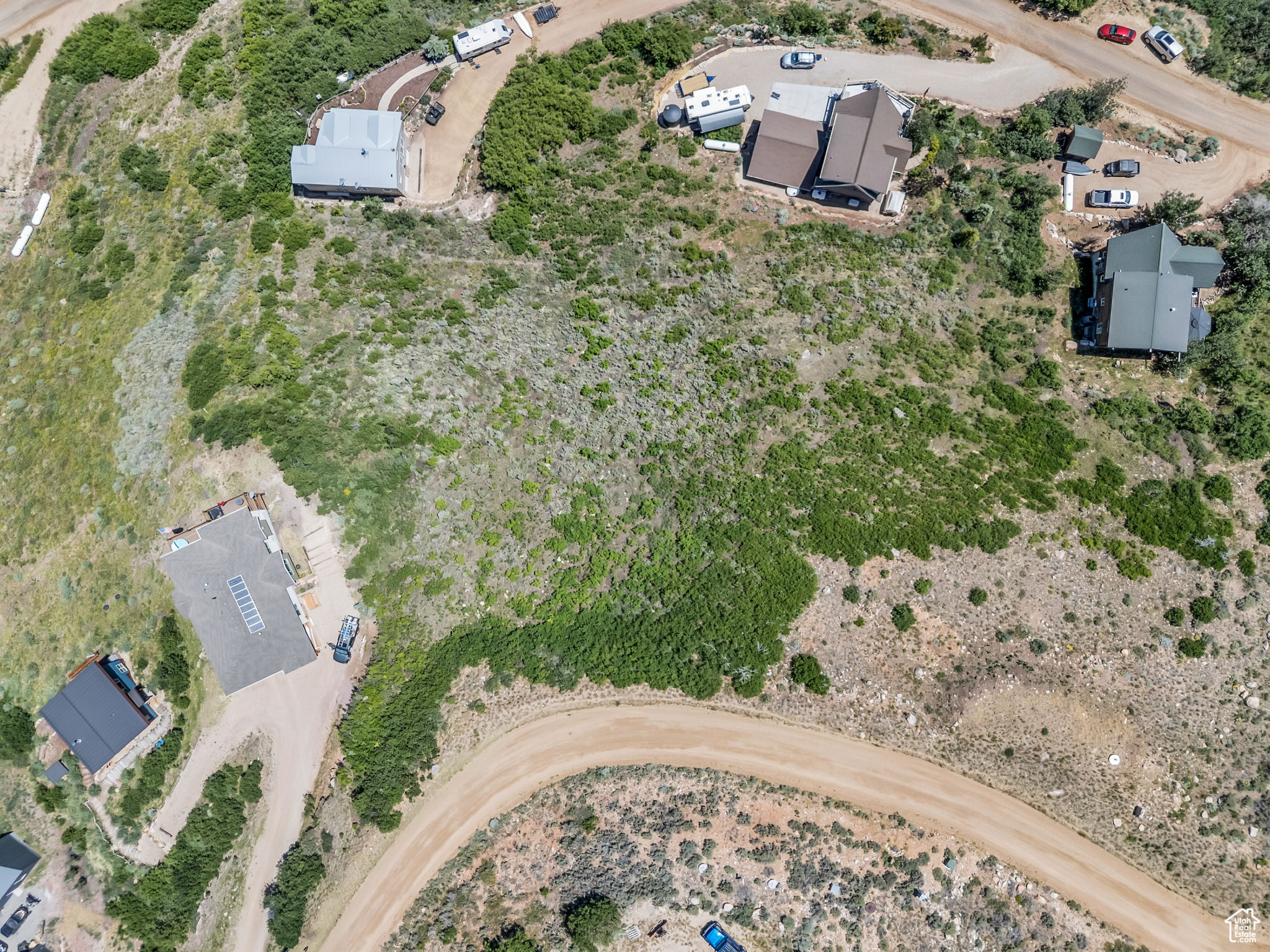 main property photo 25