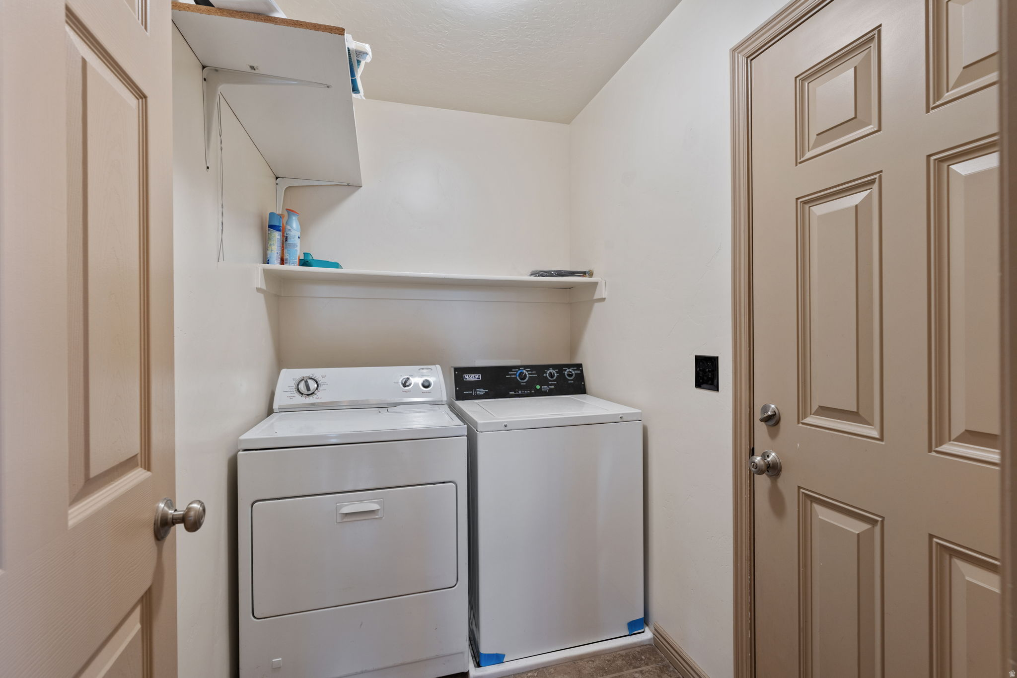 main property photo 13