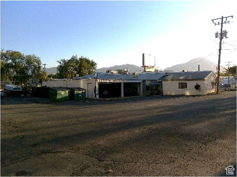 main property photo 8