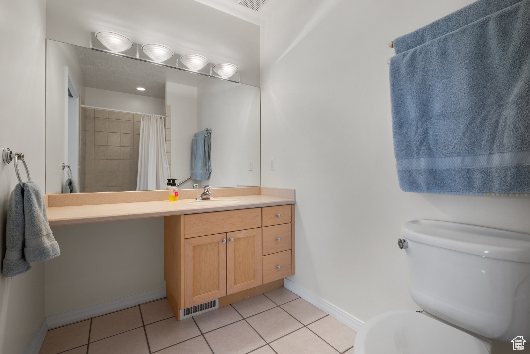 main property photo 52