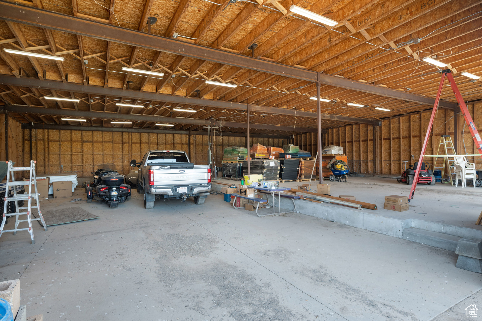 main property photo 69
