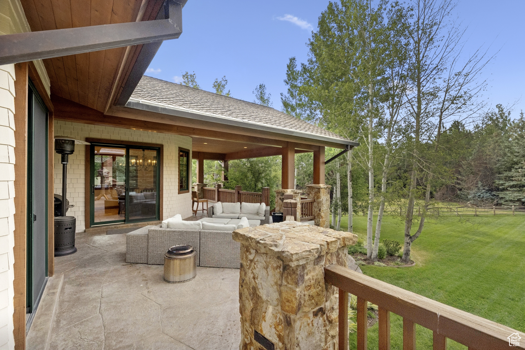 main property photo 41