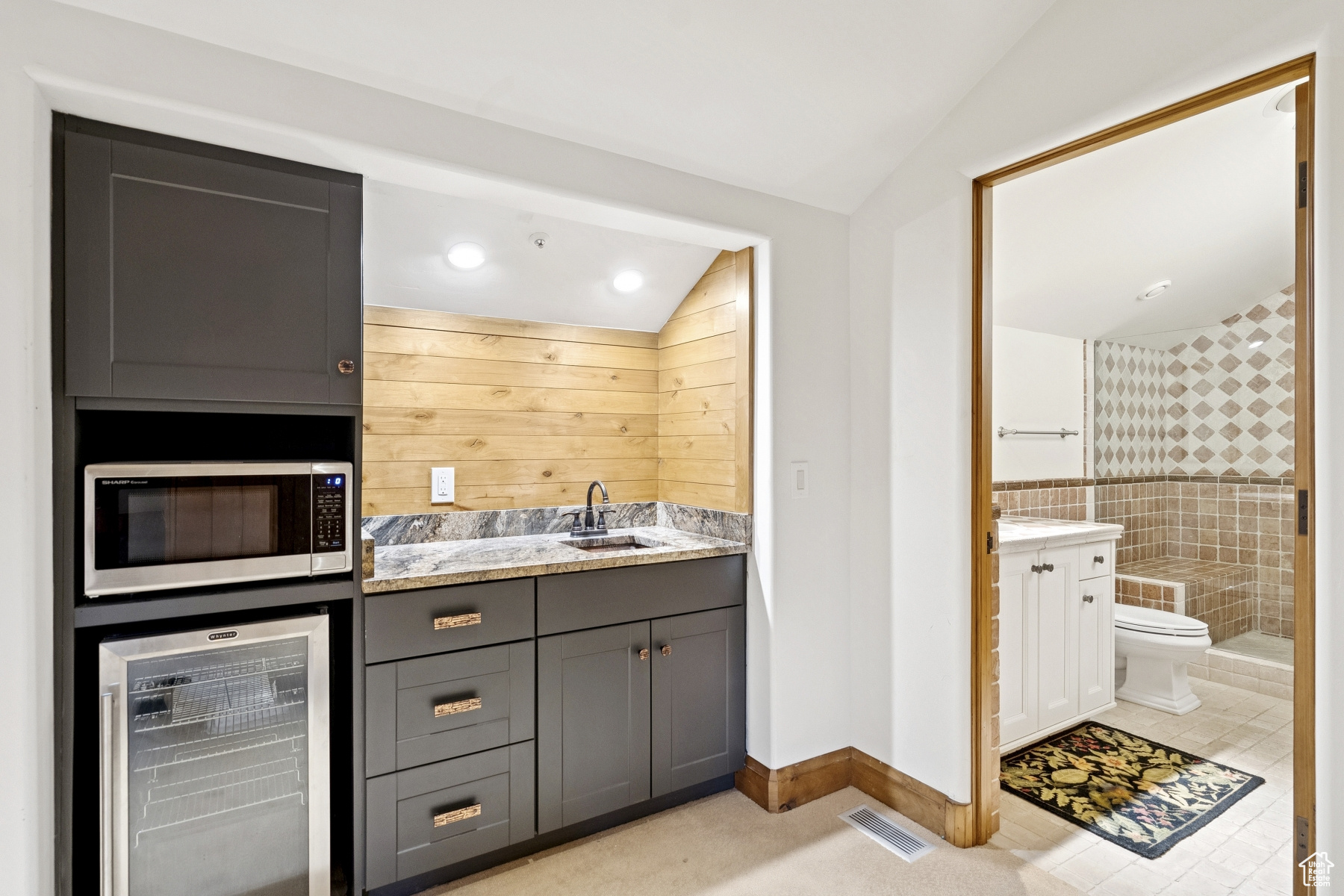 main property photo 79