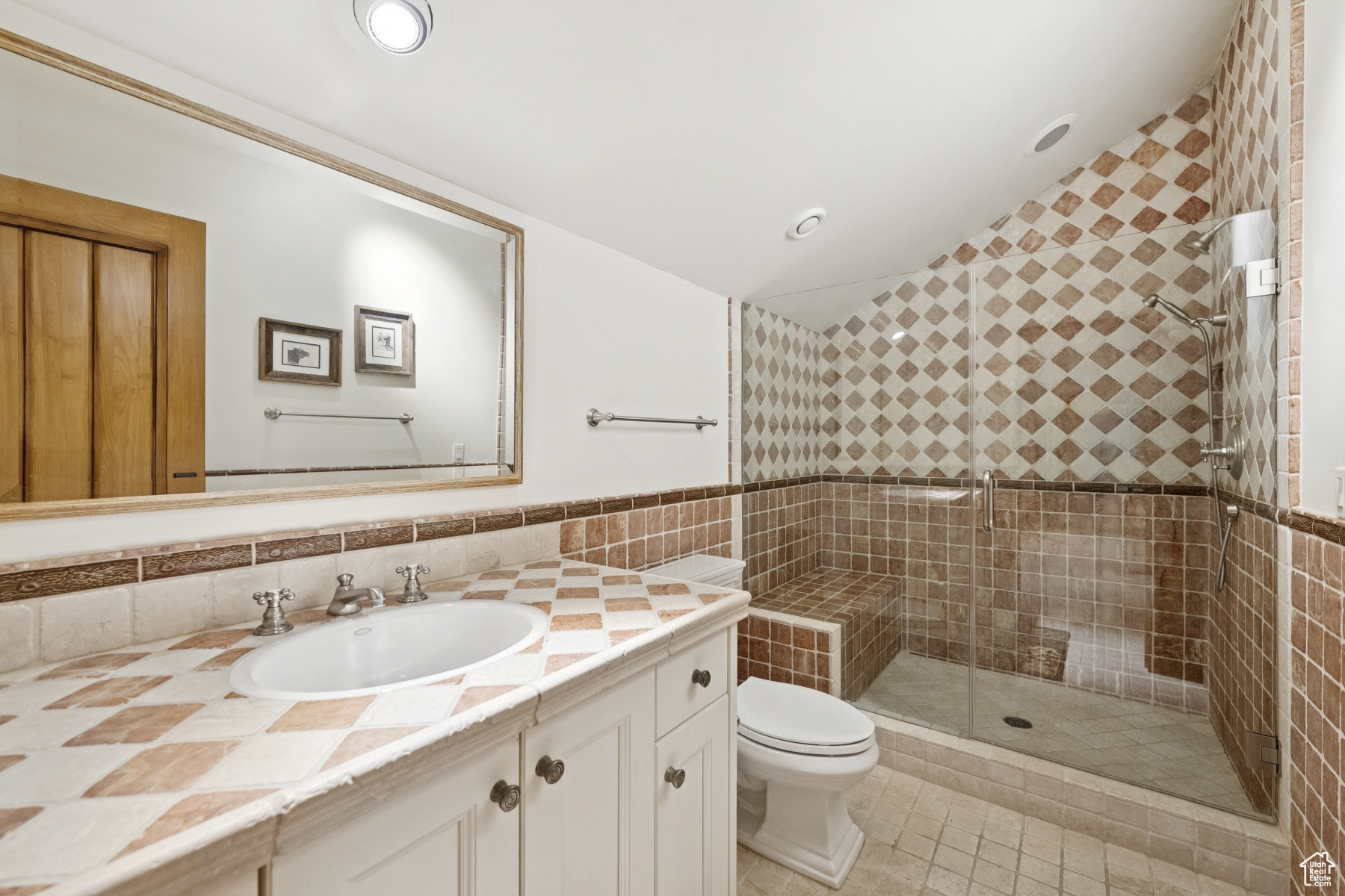 main property photo 80