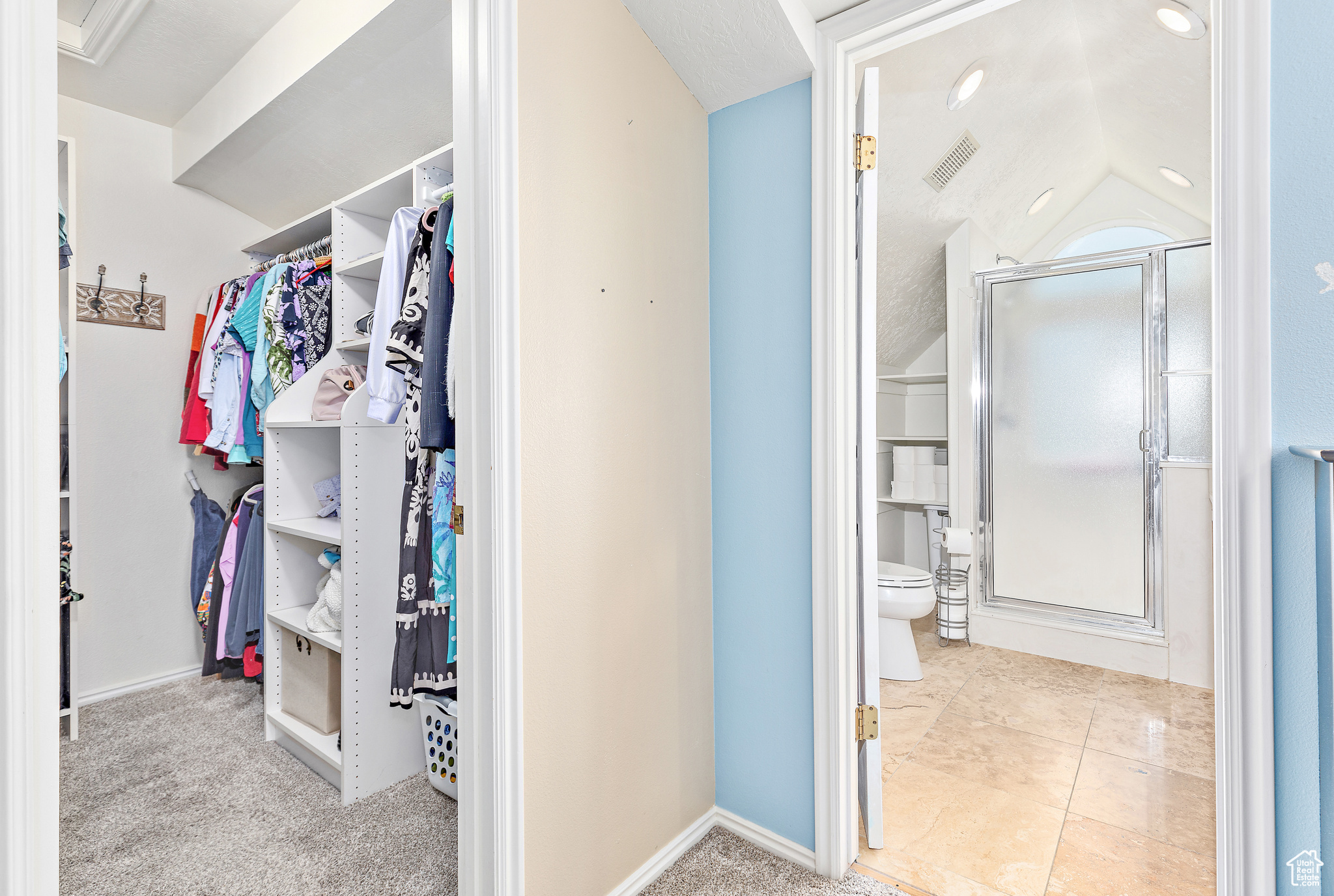 property viewer photo 17