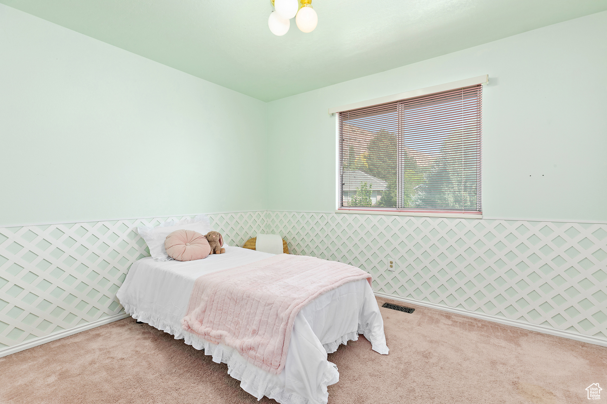 property viewer photo 21