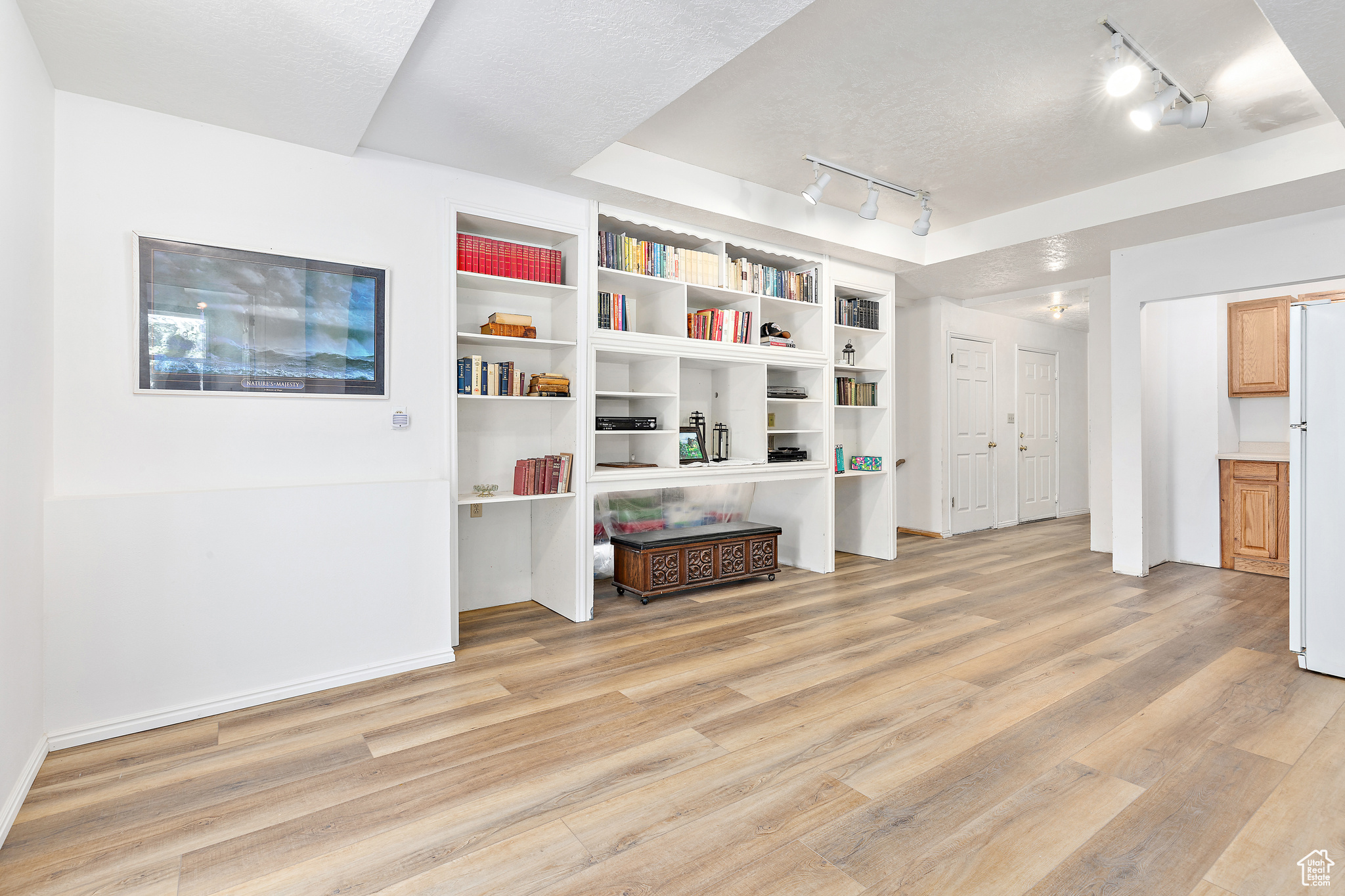 property viewer photo 24