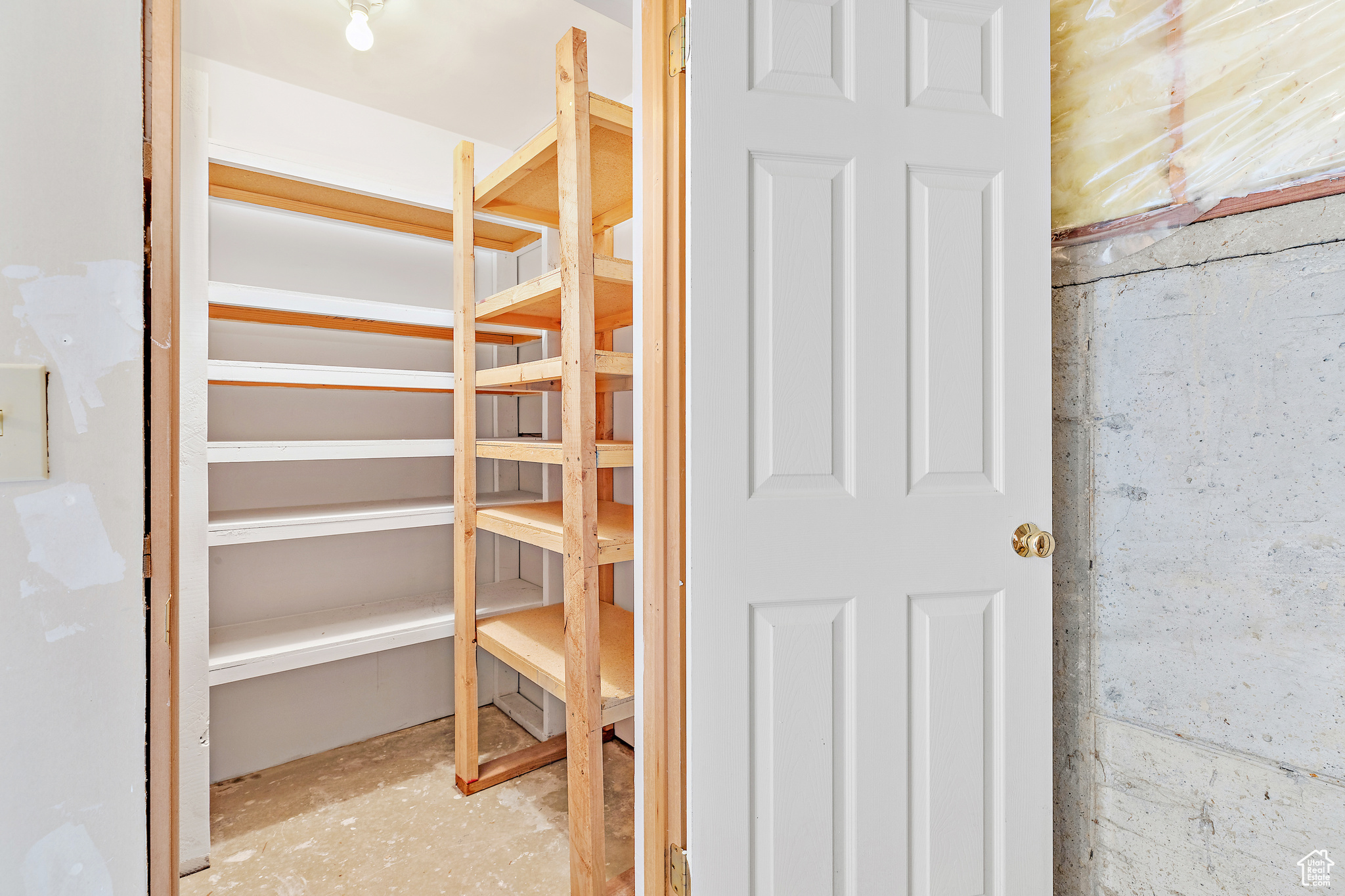 property viewer photo 30