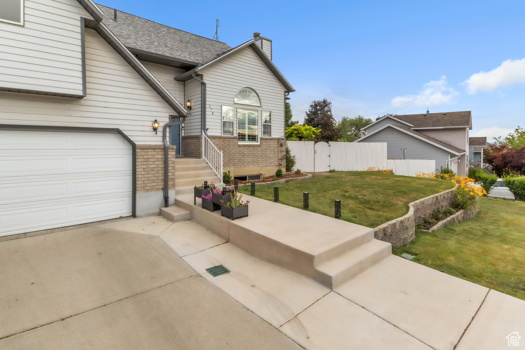 property viewer photo 35
