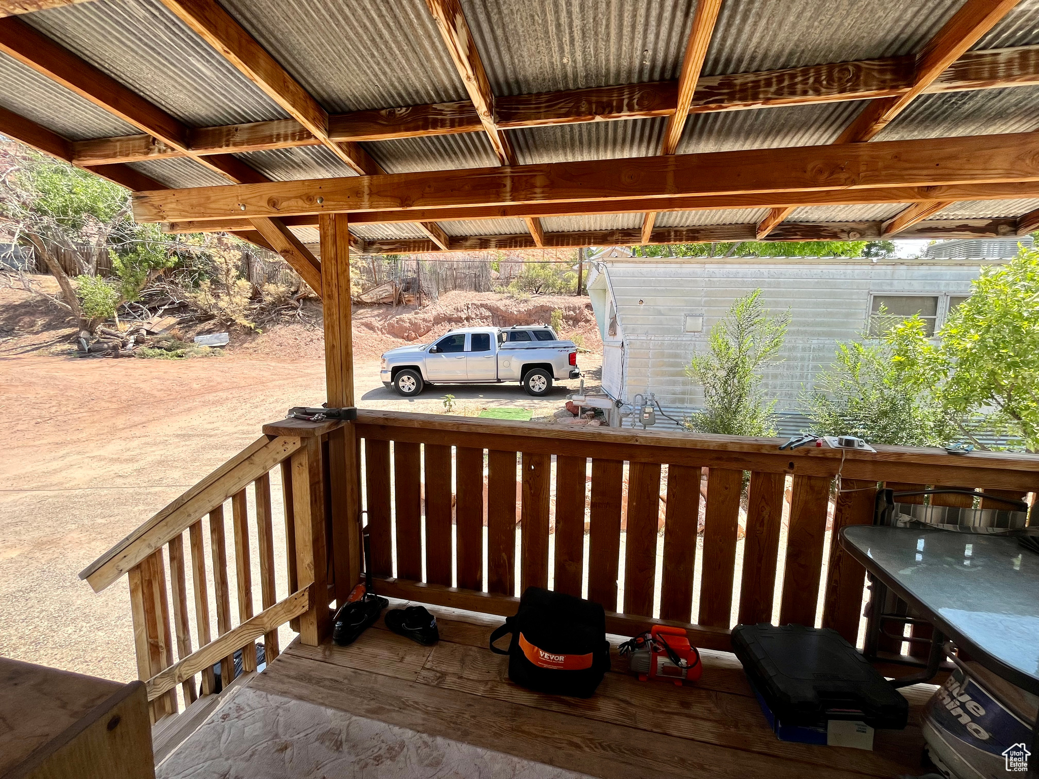 main property photo 33